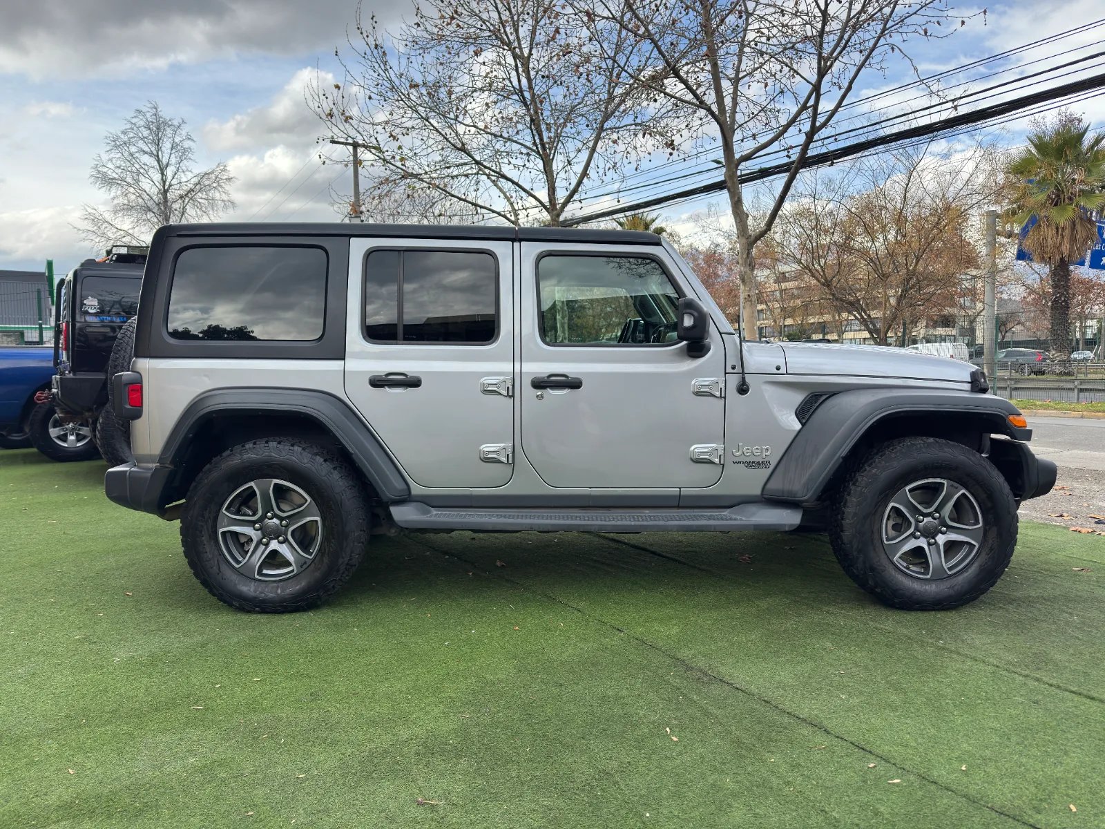 Jeep Wrangler JLU Sport 2020 - Imagen 8 de 19