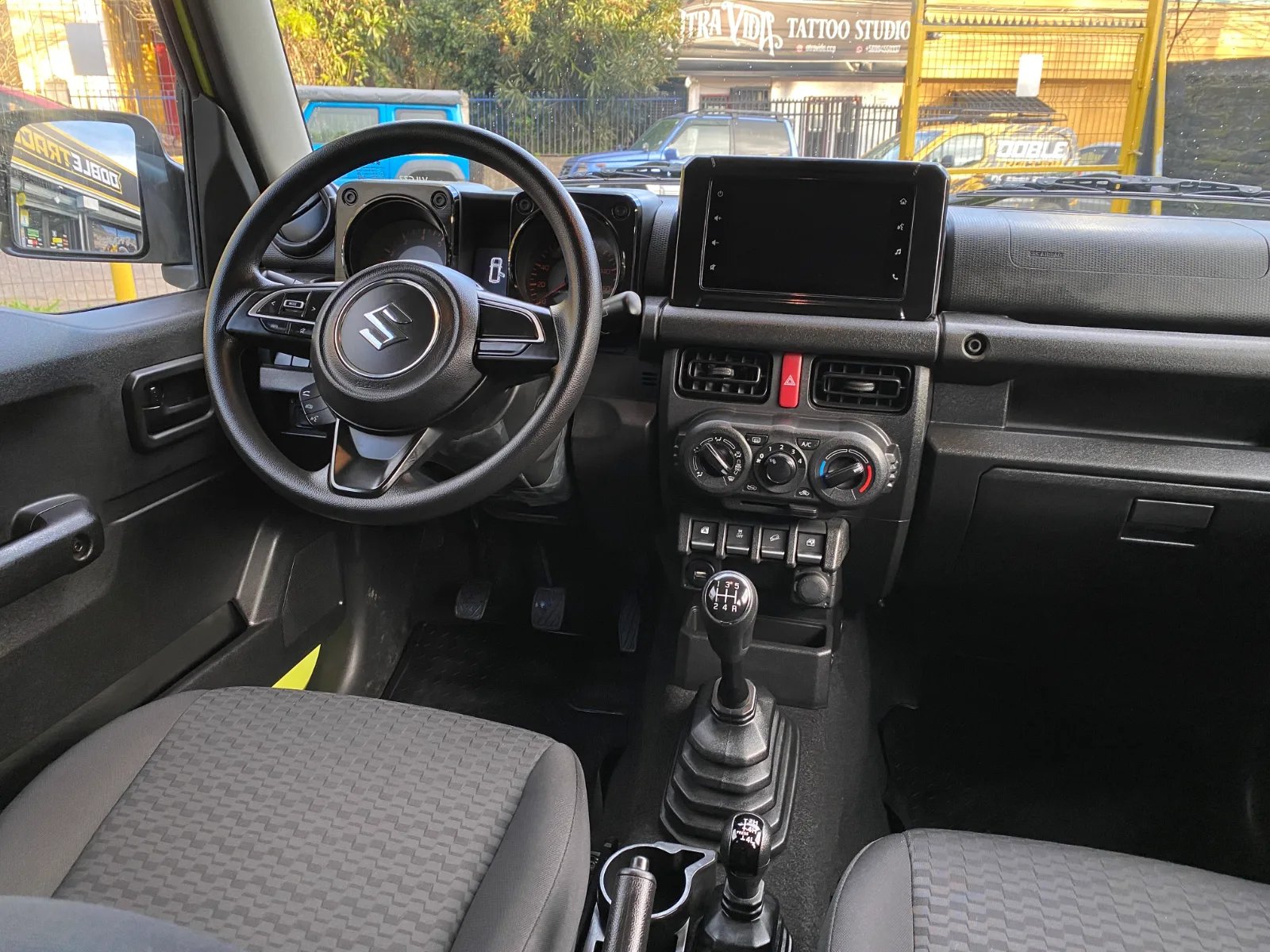 Suzuki Jimny GL 2026 - Imagen 17 de 19