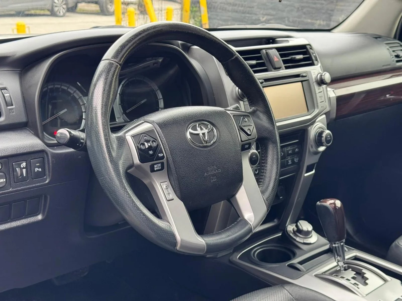 TOYOTA 4RUNNER 4.0 LIMITED 2015 - Imagen 12 de 12