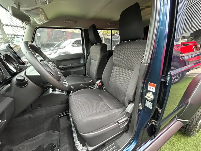 Suzuki Jimny GLX 2025 - Imagen 13 de 19