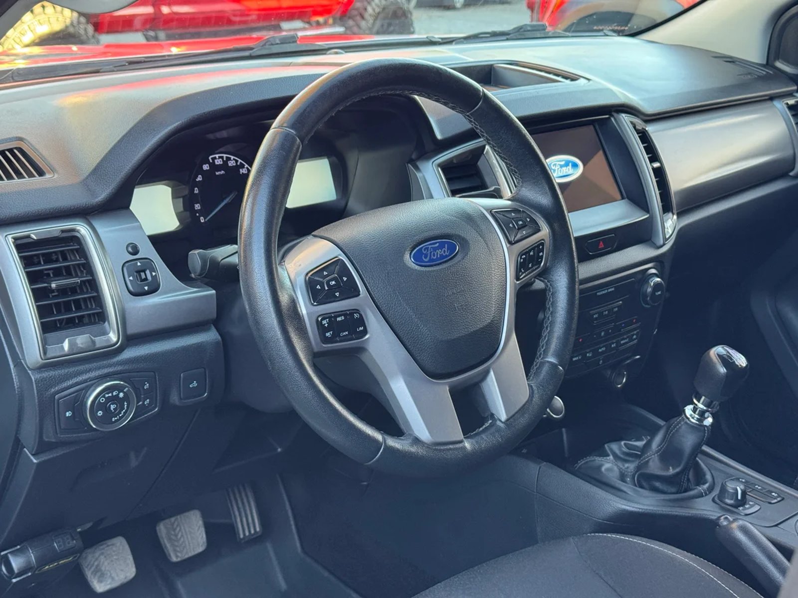 FORD RANGER XLT 4X4 3.2 2022 - Imagen 15 de 15