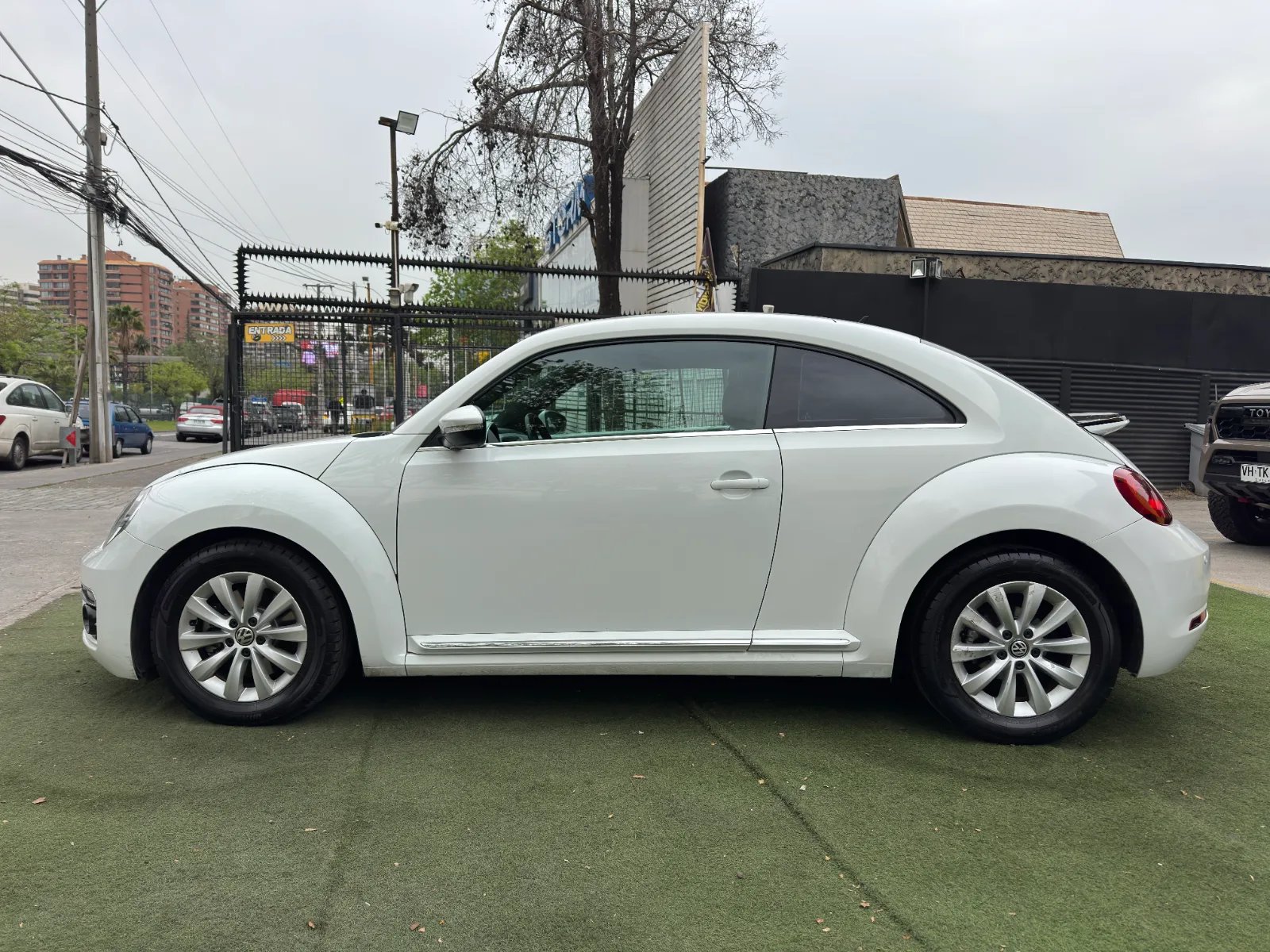 Volkswagen Beetle 2018 - Foto 4 de 16