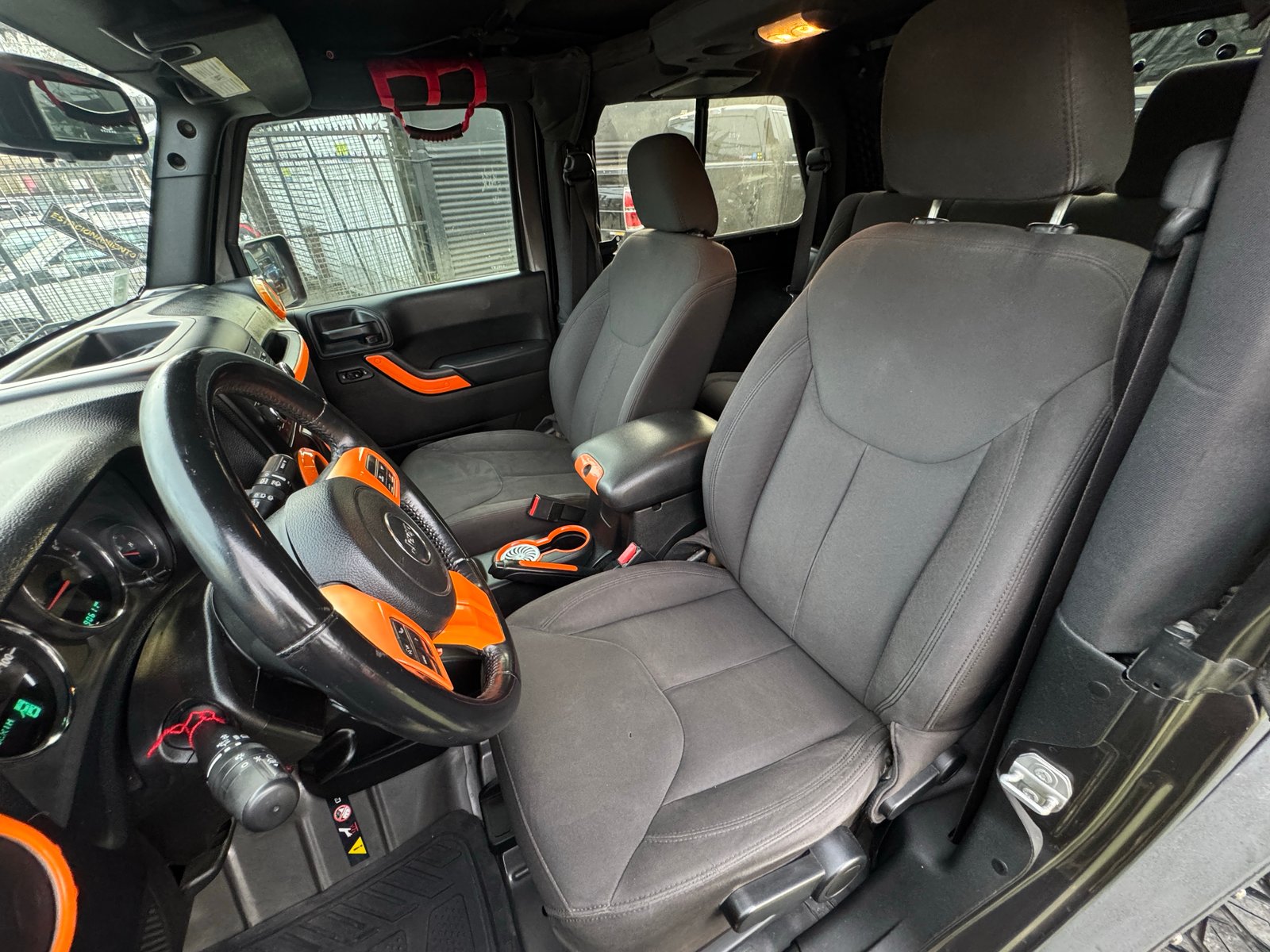 Jeep Wrangler JK Sport 2017 - Imagen 14 de 16