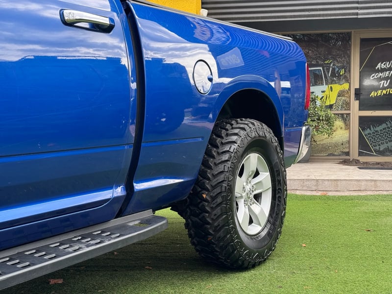 RAM 1500 SLT 2018 - Imagen 11 de 19