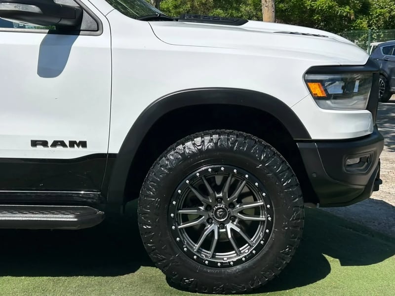 RAM 1500 REBEL CREW DCAB 4X4 5.7 AUT 2026 - Imagen 11 de 20