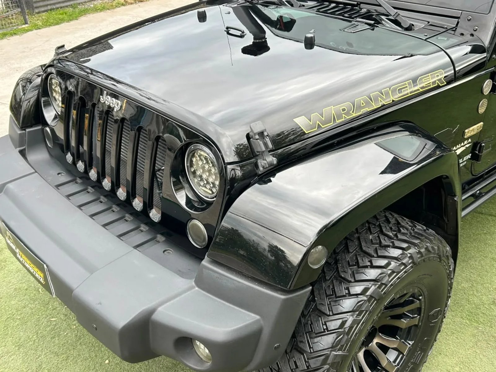 Jeep WRANGLER UNLTD SAHARA 2015 - Foto 4 de 18