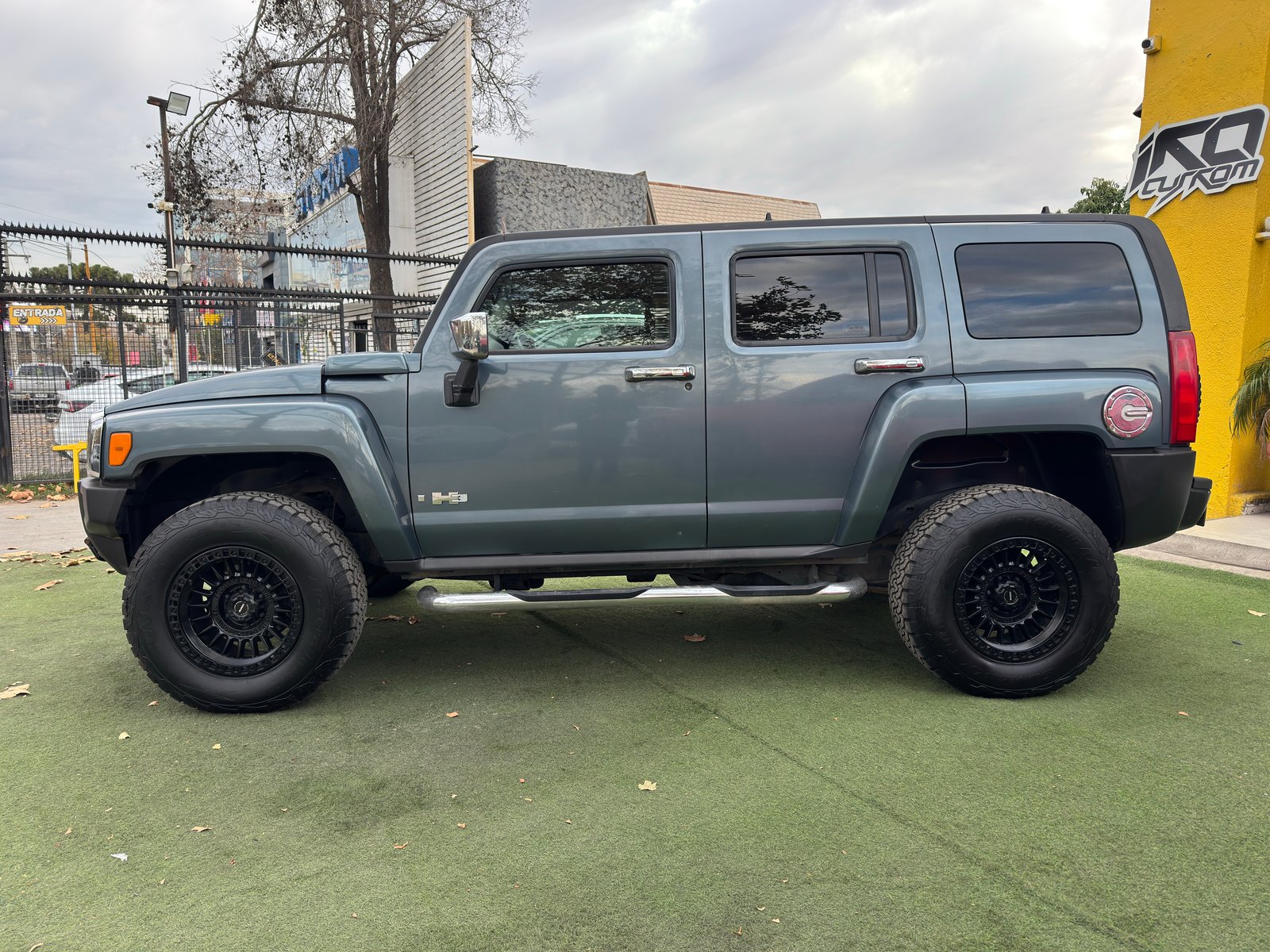 Hummer H3 2006 - Imagen 4 de 20