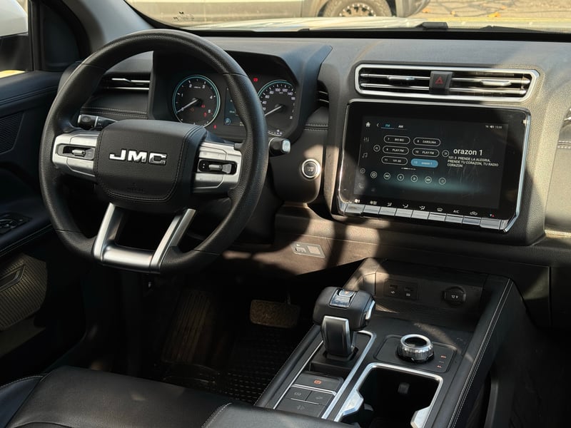 JMC Grand Avenue 2024 - Imagen 17 de 19