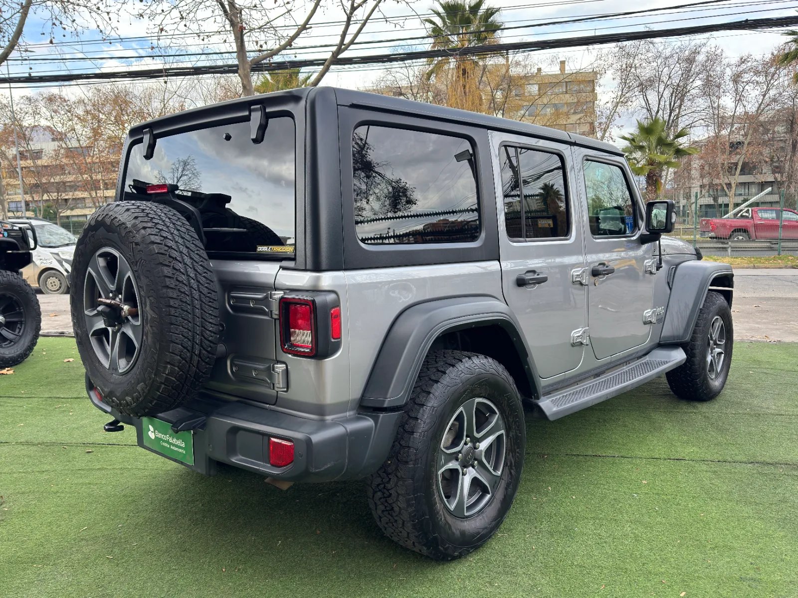 Jeep Wrangler JLU Sport 2020 - Imagen 7 de 19