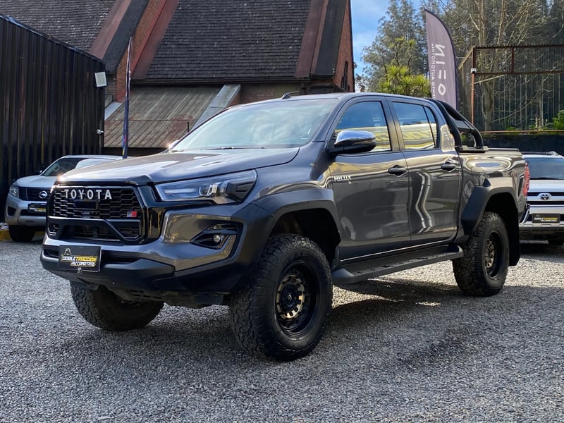 Toyota Hilux SR 2026 - Imagen 3 de 19