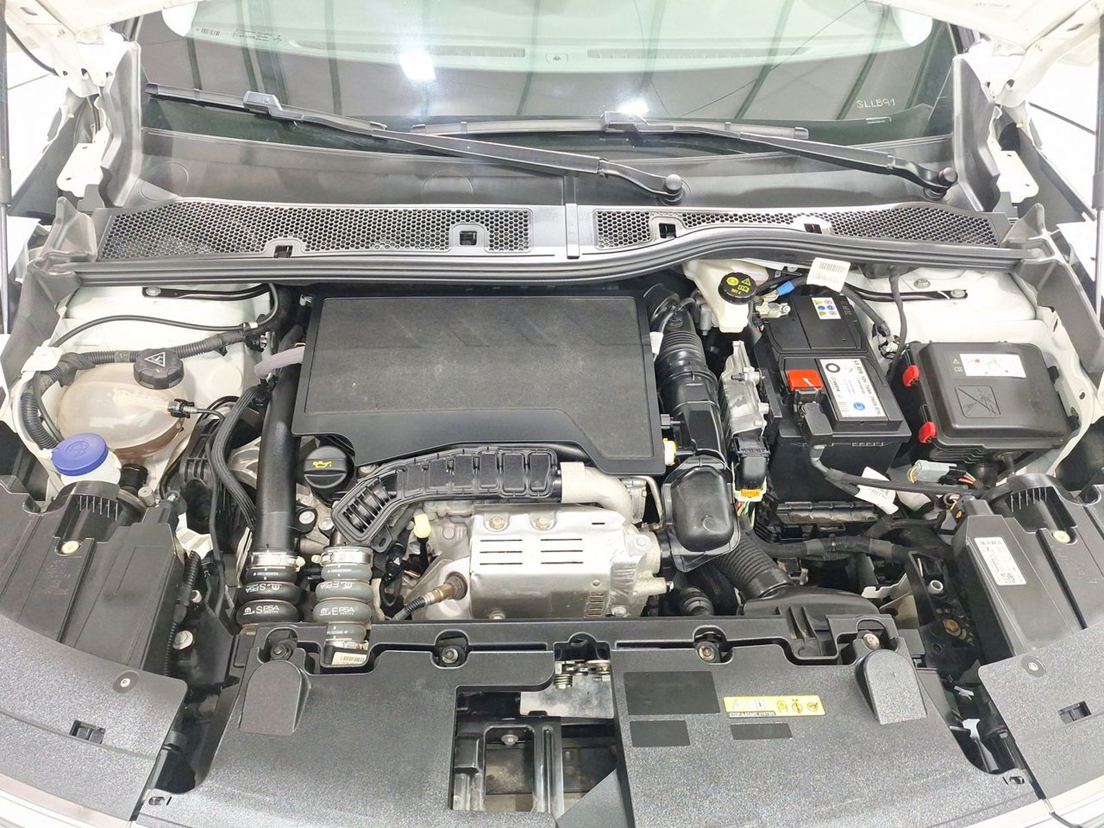 Opel MOKKA 1.2T 2023 - Imagen 15 de 20
