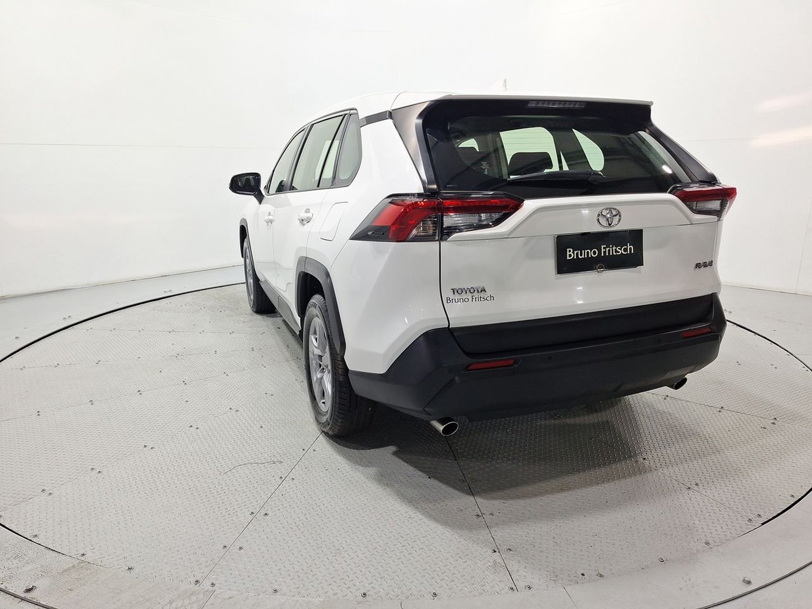 Toyota RAV4 4X2 2.0 AUT 2025 - Imagen 6 de 20