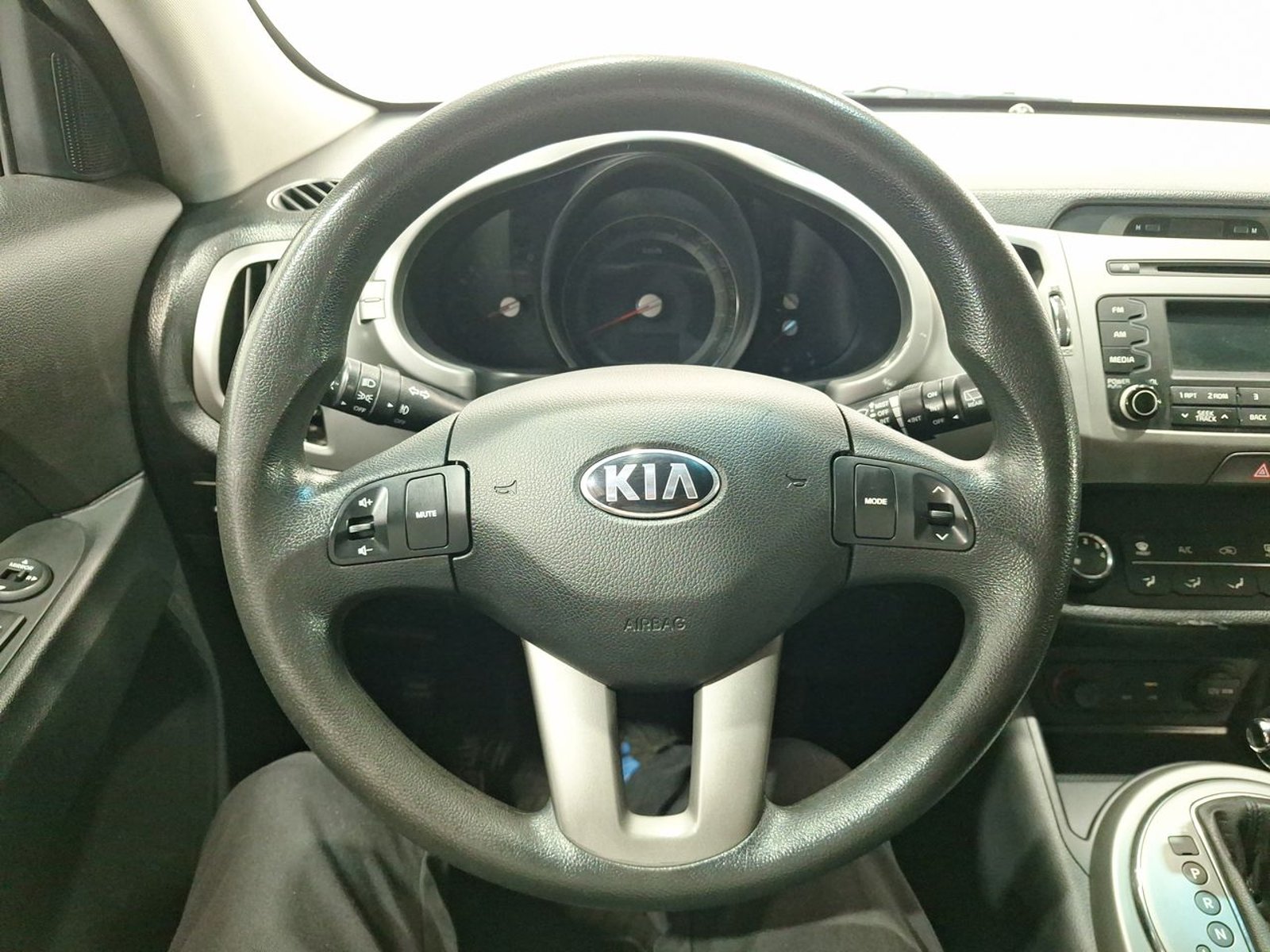 Kia SPORTAGE LX 2.0 AT 2016 - Imagen 19 de 20