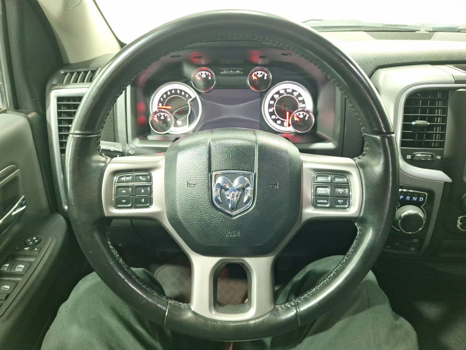 Ram 1500 CREW CAB SPORT DCAB 4X4 3.6 AT 2023 - Imagen 19 de 20