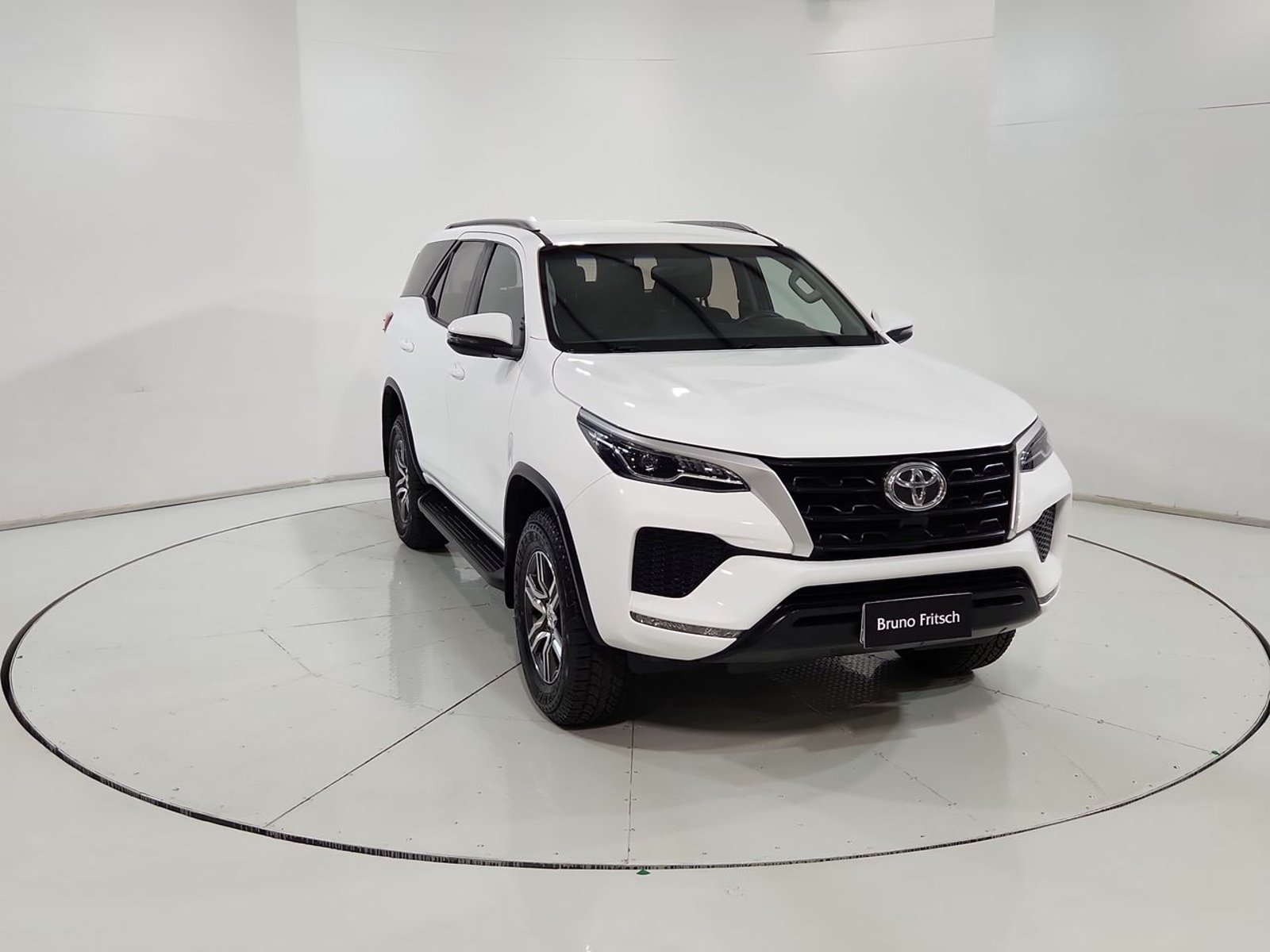 Toyota FORTUNER SRV 2.7 AUT 2022 - Imagen 16 de 20
