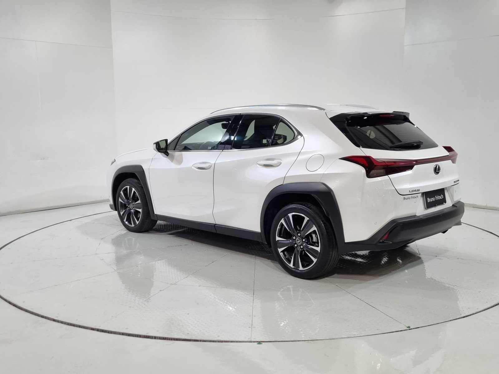 Lexus UX250H 2.0 AUT 2023 - Imagen 7 de 20