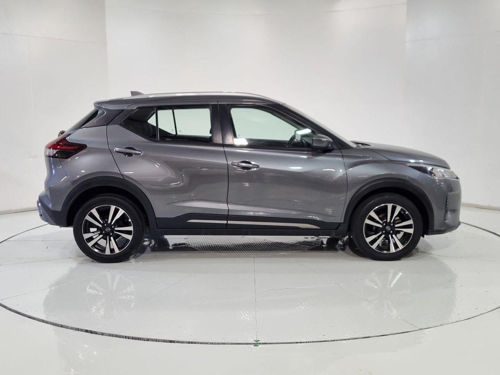 Nissan KICKS 1.6 2023 - Imagen 13 de 20