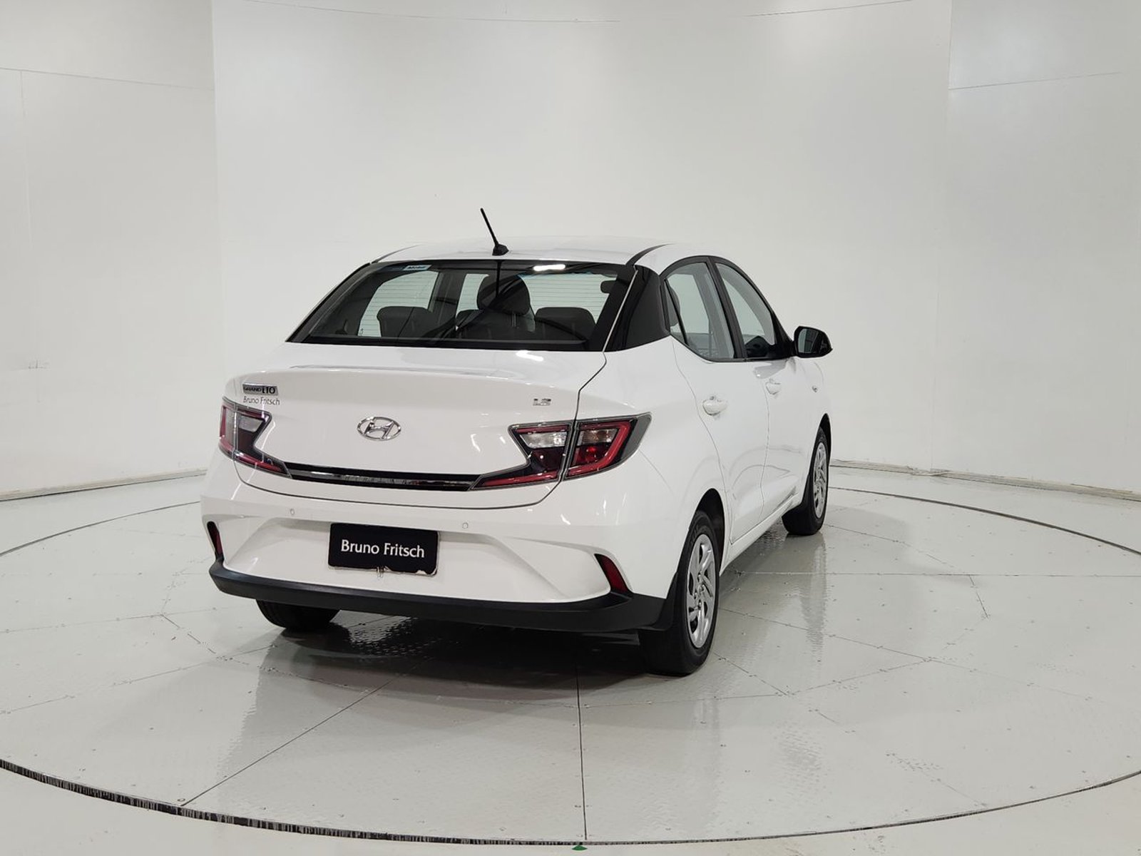 Hyundai GRAND I10 SDN 1.2 2023 - Imagen 10 de 20