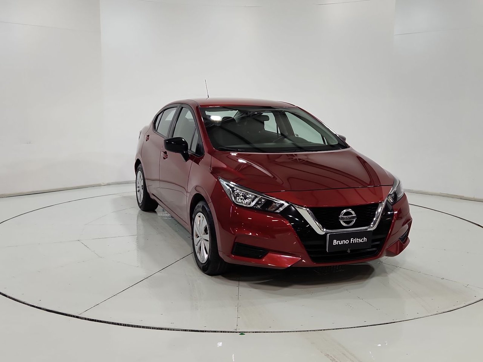 Nissan VERSA MT 1.6 2023 - Imagen 16 de 20