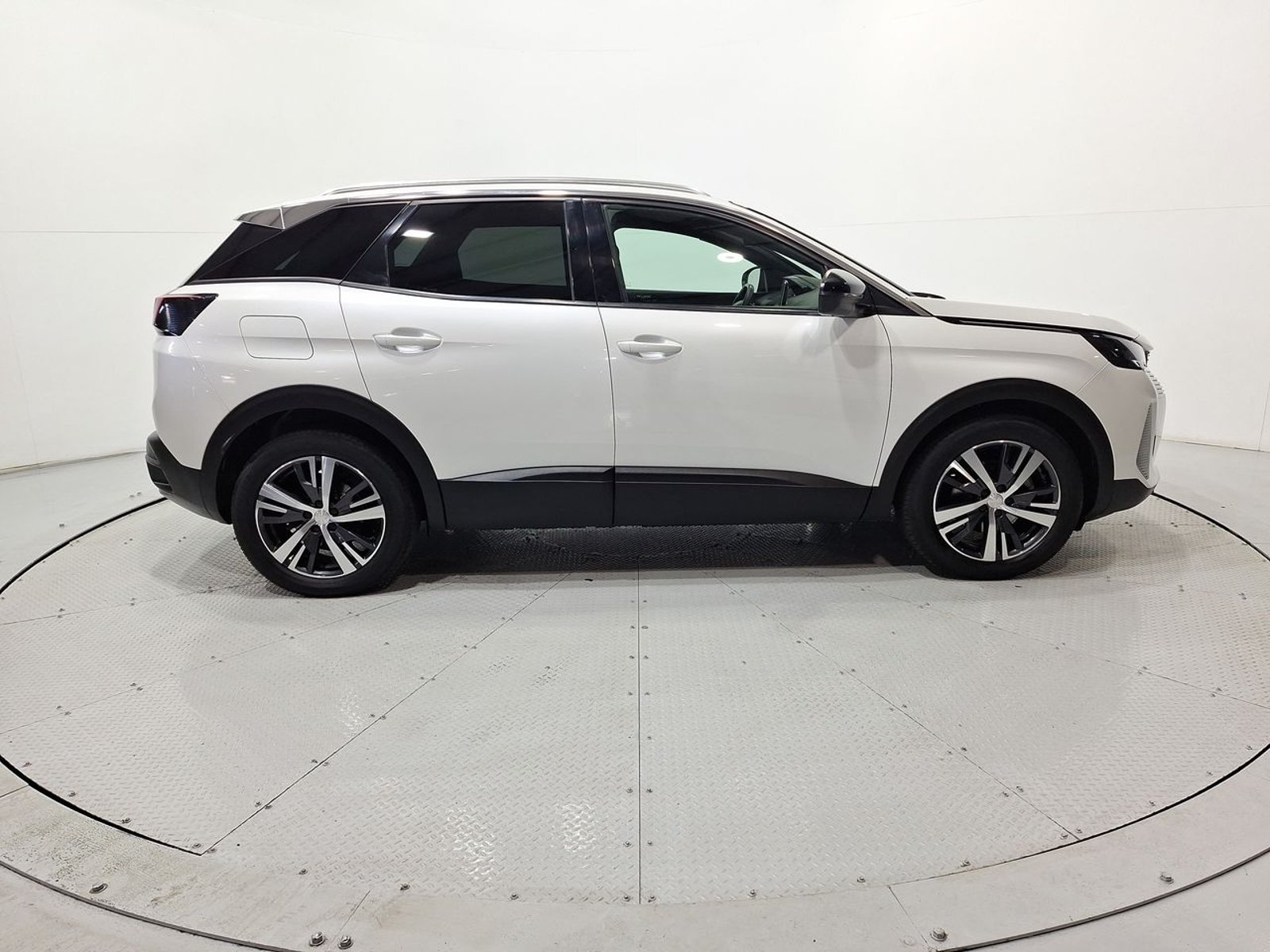 Peugeot 3008 PURETECH 1.2L 2024 - Imagen 10 de 20