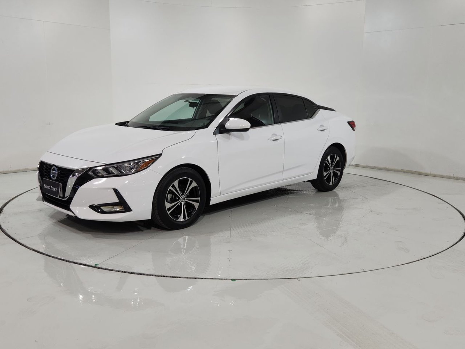 Nissan SENTRA SENSE MT 2024 - Imagen 3 de 20
