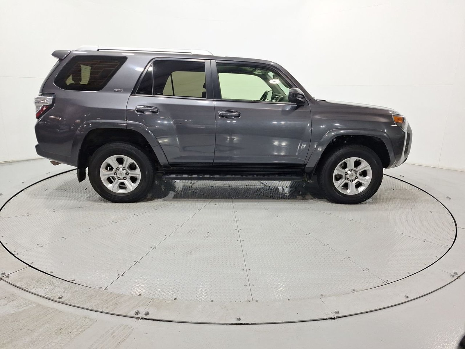 Toyota 4RUNNER 4X4 4.0 5AUT 2024 - Imagen 10 de 20