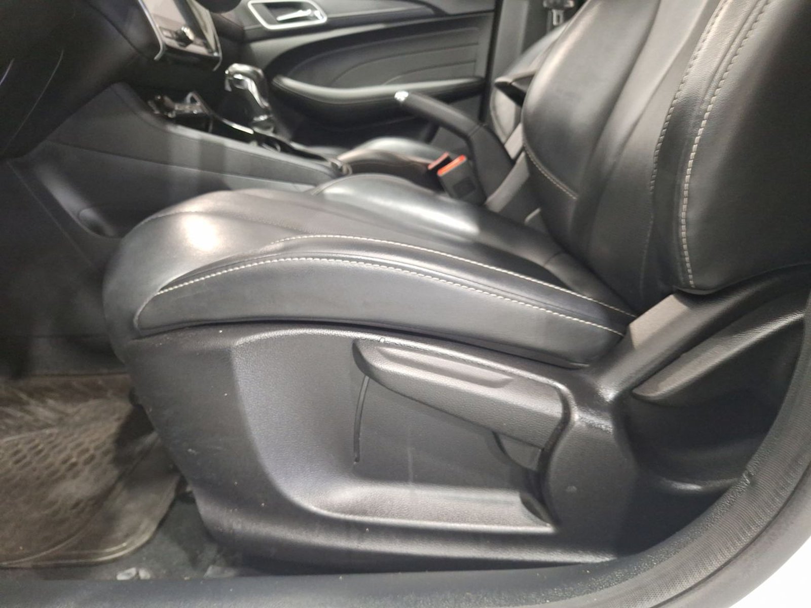 Mg 5 MG 5 1.5L CVT COM 2025 - Imagen 17 de 20