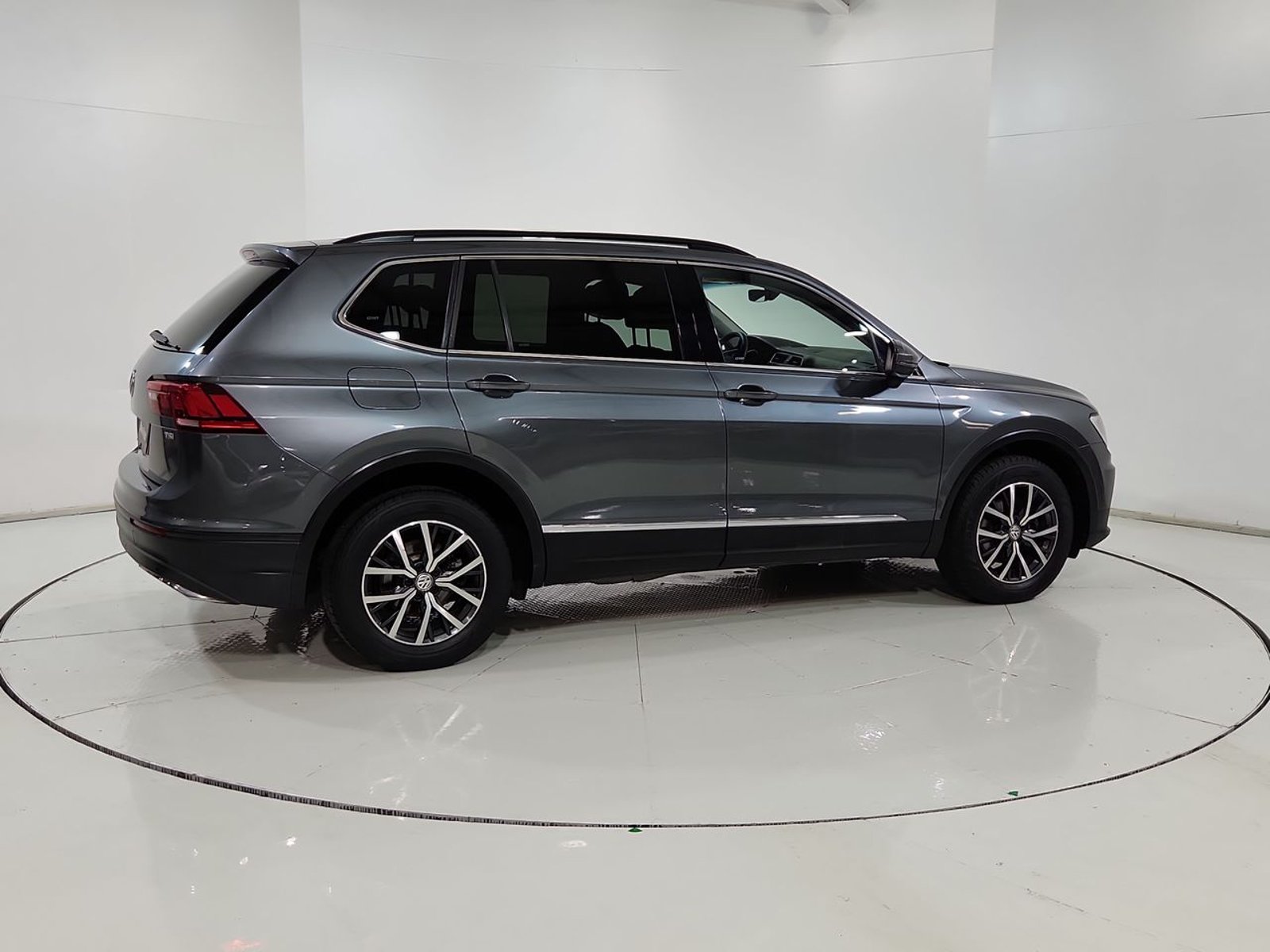 Volkswagen TIGUAN 1.4 AT 2019 - Imagen 11 de 20