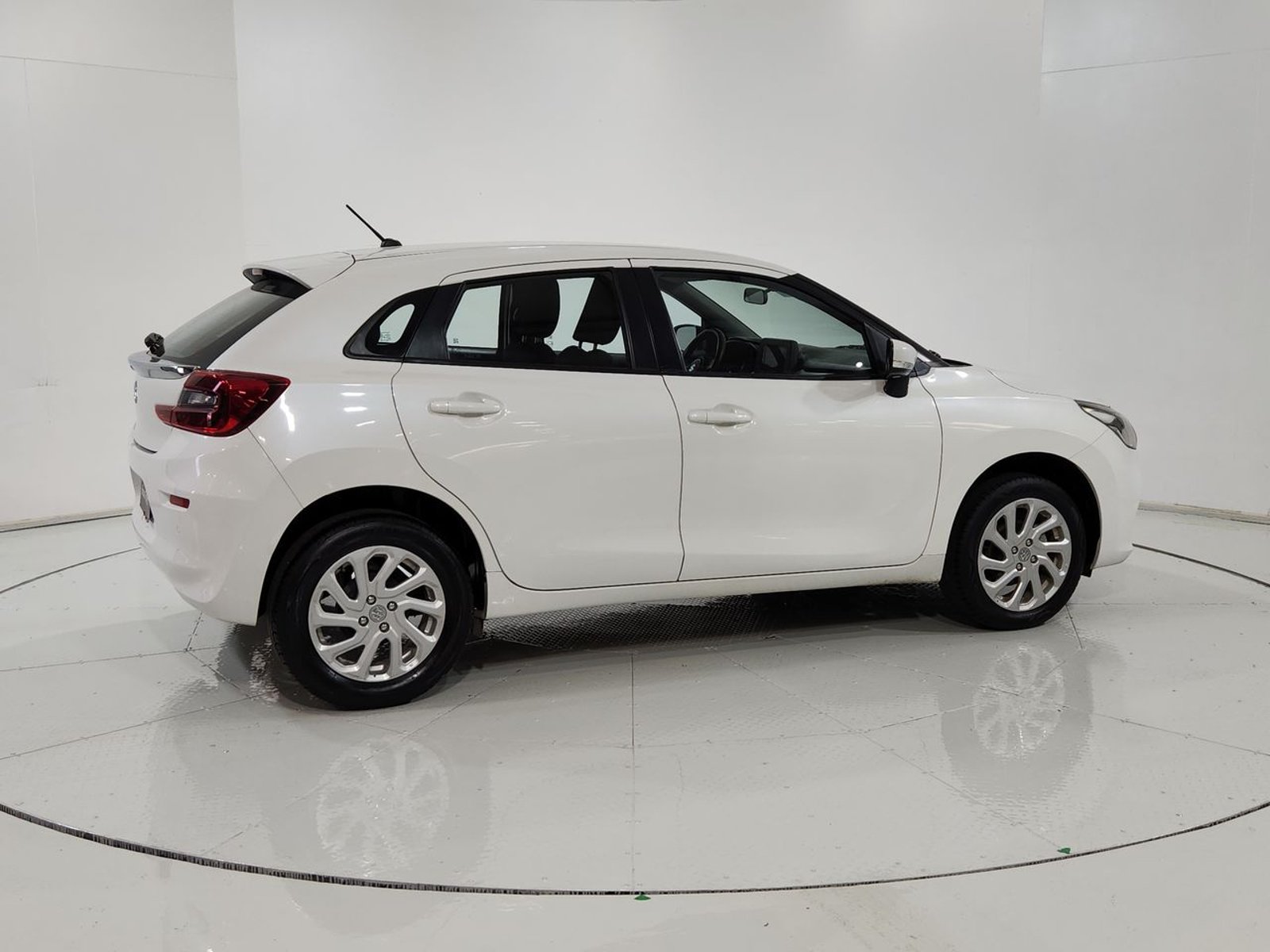 Suzuki BALENO 4X2 1.5 2025 - Imagen 12 de 20