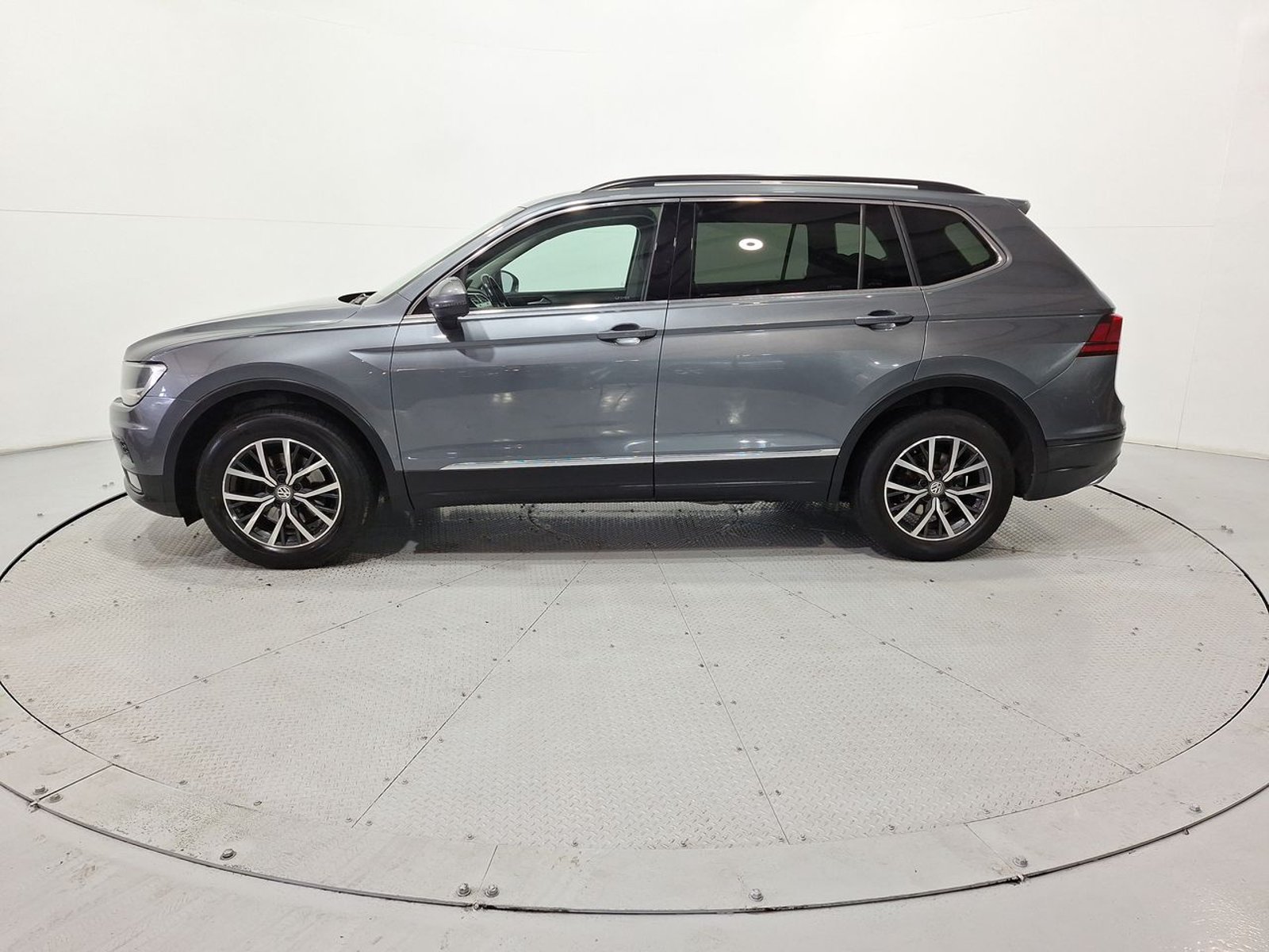 Volkswagen TIGUAN TSI 1.4 AUT 2019 - Imagen 4 de 20