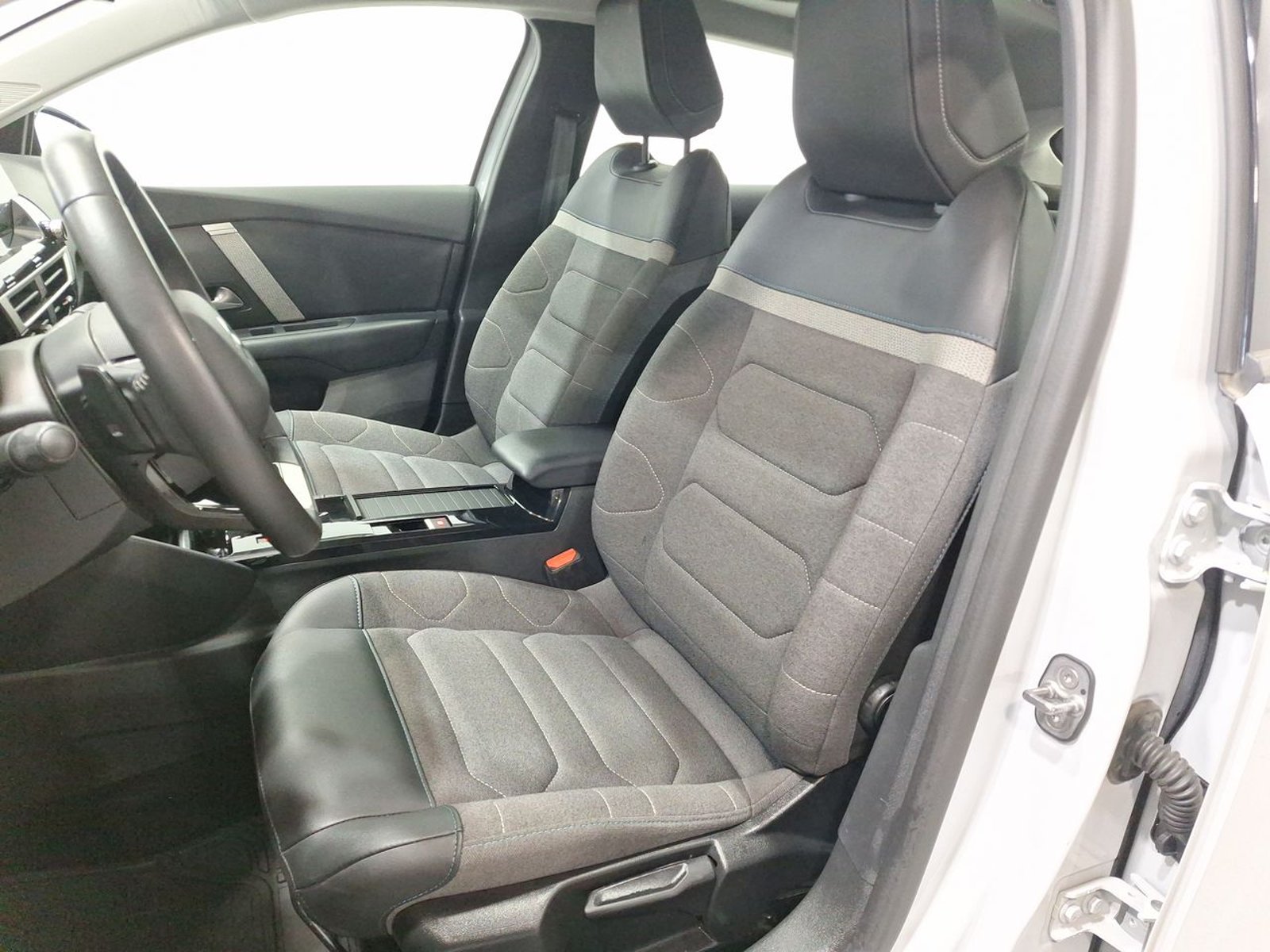 Citroen C4 1.2 AT 2025 - Imagen 18 de 20