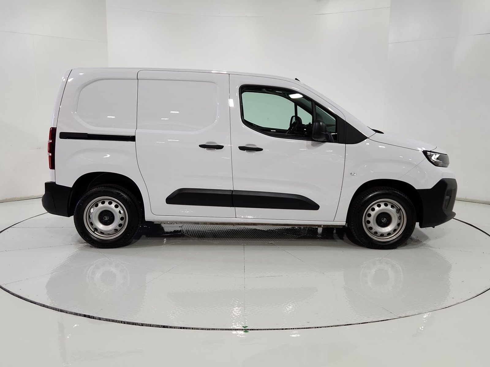 Citroen BERLINGO L1 1.5 2026 - Imagen 13 de 20