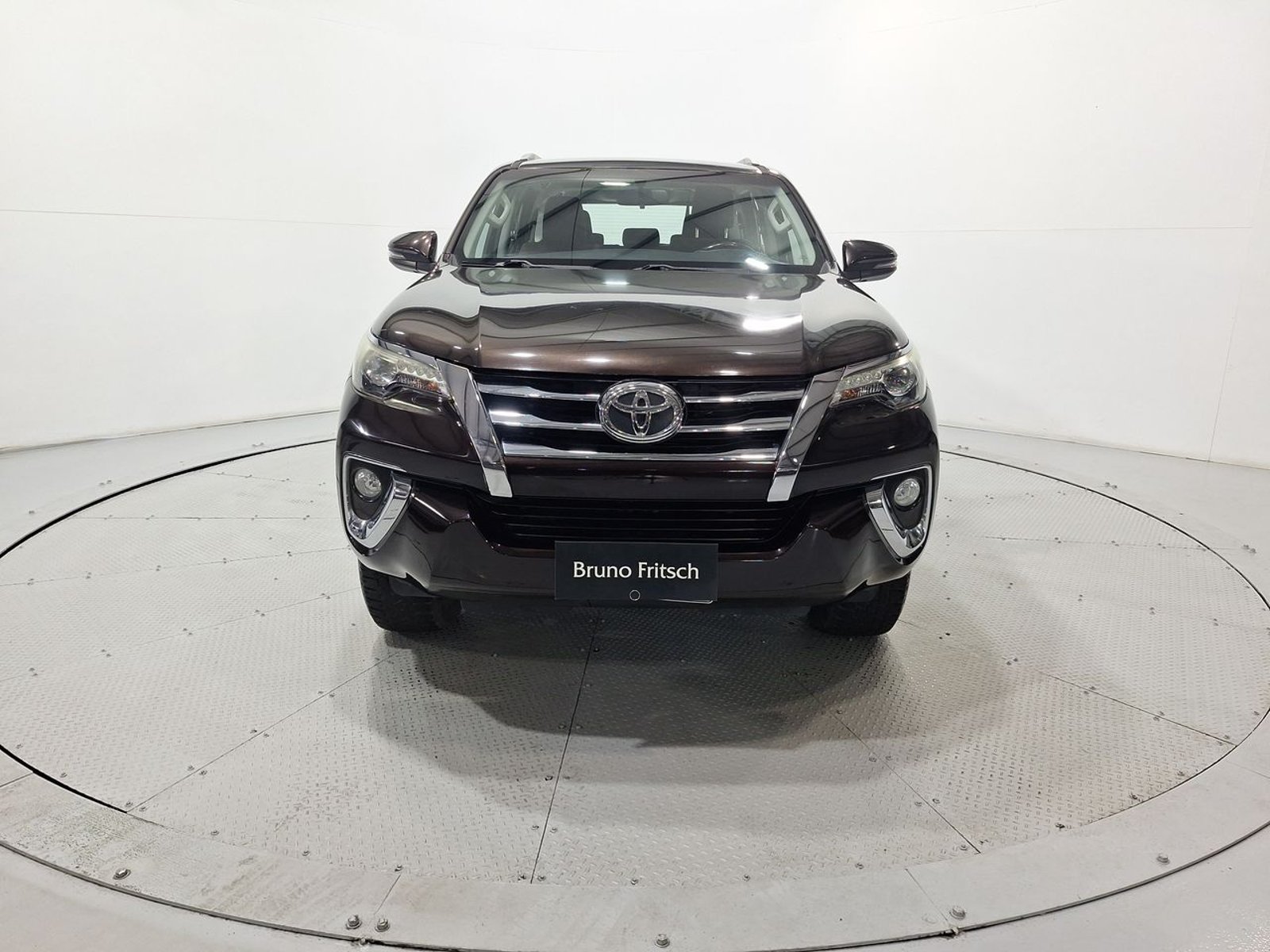 Toyota FORTUNER SRV 2.7 AUT 2019 - Imagen 13 de 20