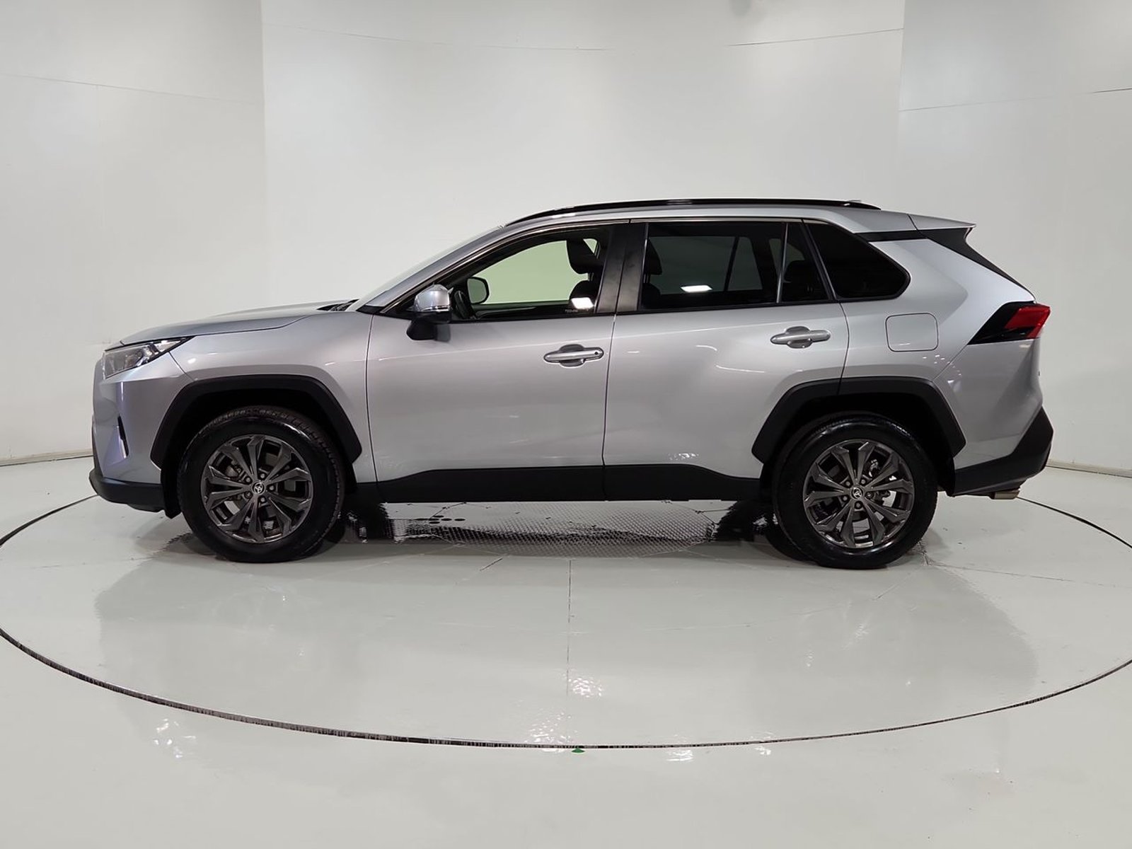 Toyota RAV4 4X2 2.0 AUT 2024 - Imagen 5 de 20
