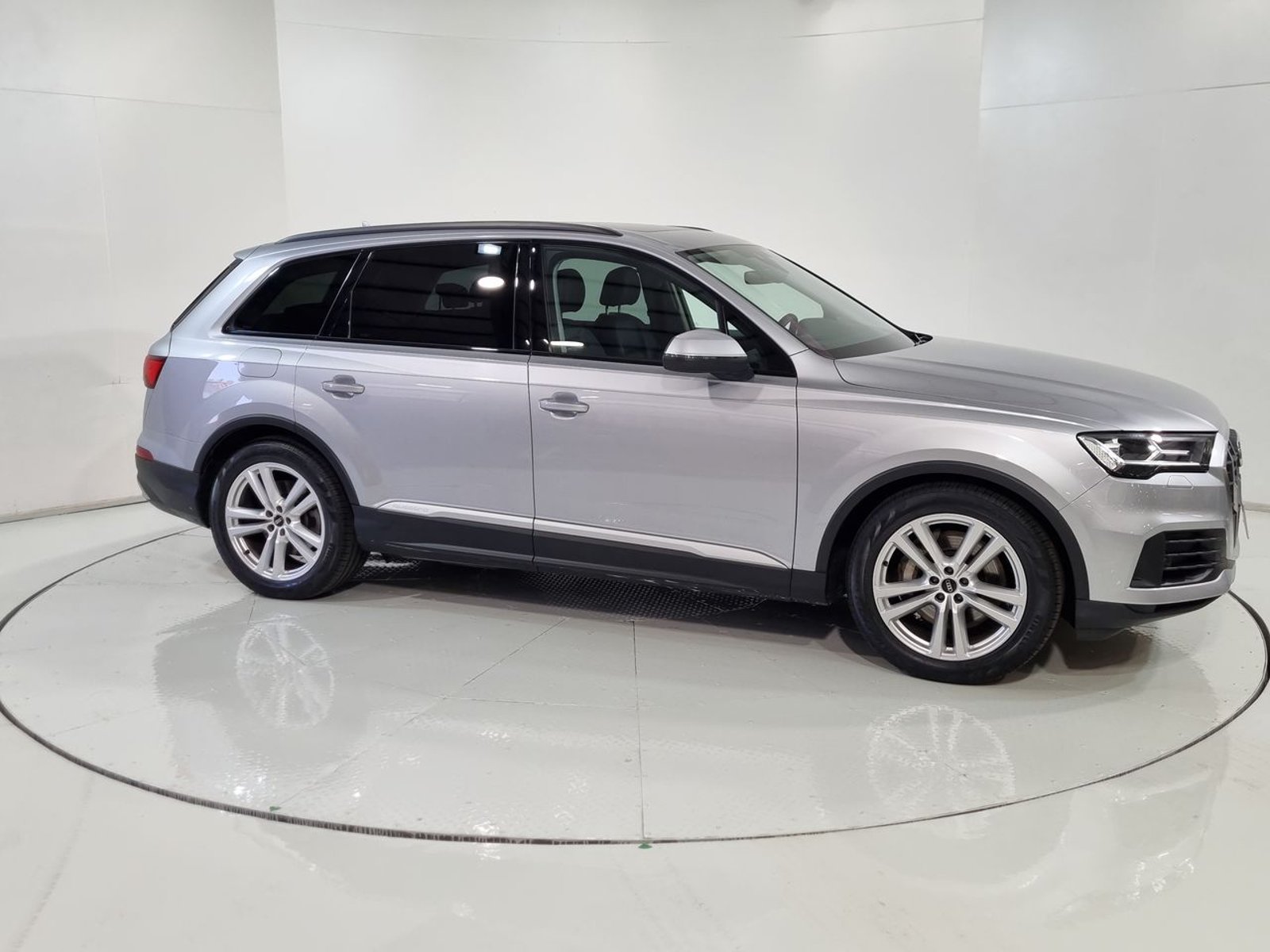 Audi Q7 55 TFSI 4X4 3.0 AUT 2023 - Imagen 14 de 20