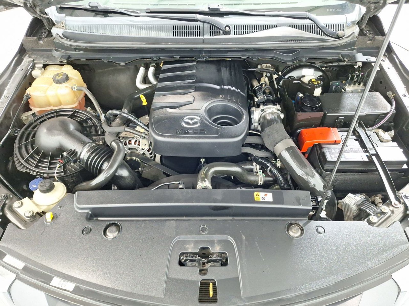 Mazda BT-50 BT 50 4X4 DCAB 3.2 AUT 2021 - Imagen 15 de 20