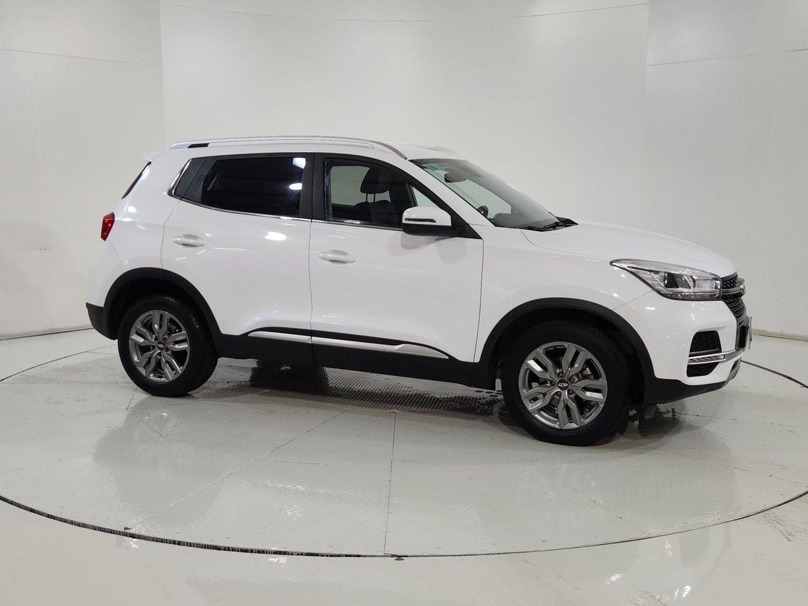 Chery TIGGO 3 1.5 2023 - Imagen 14 de 20