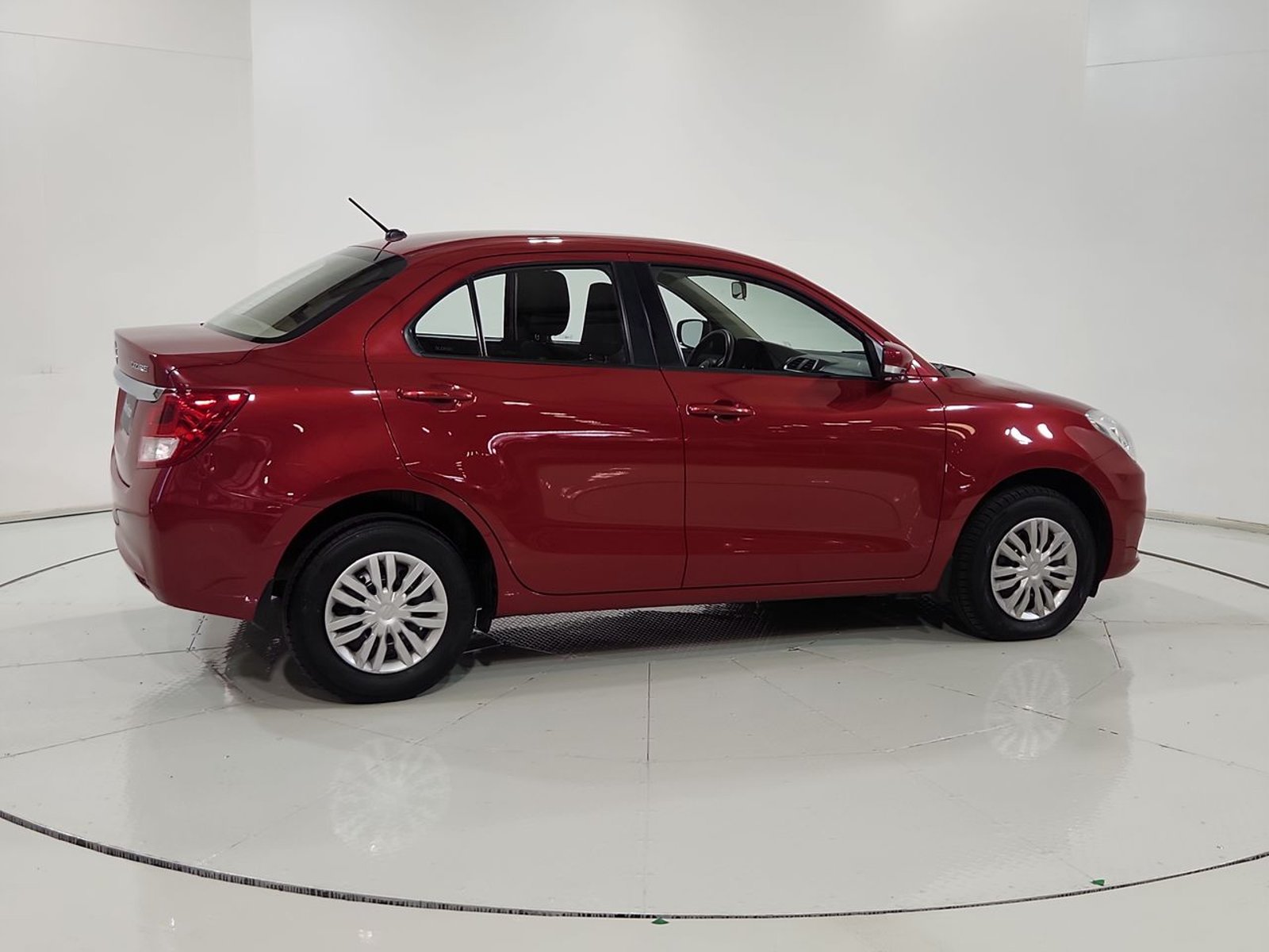 Suzuki DZIRE SEDAN 1.2 2023 - Imagen 12 de 20