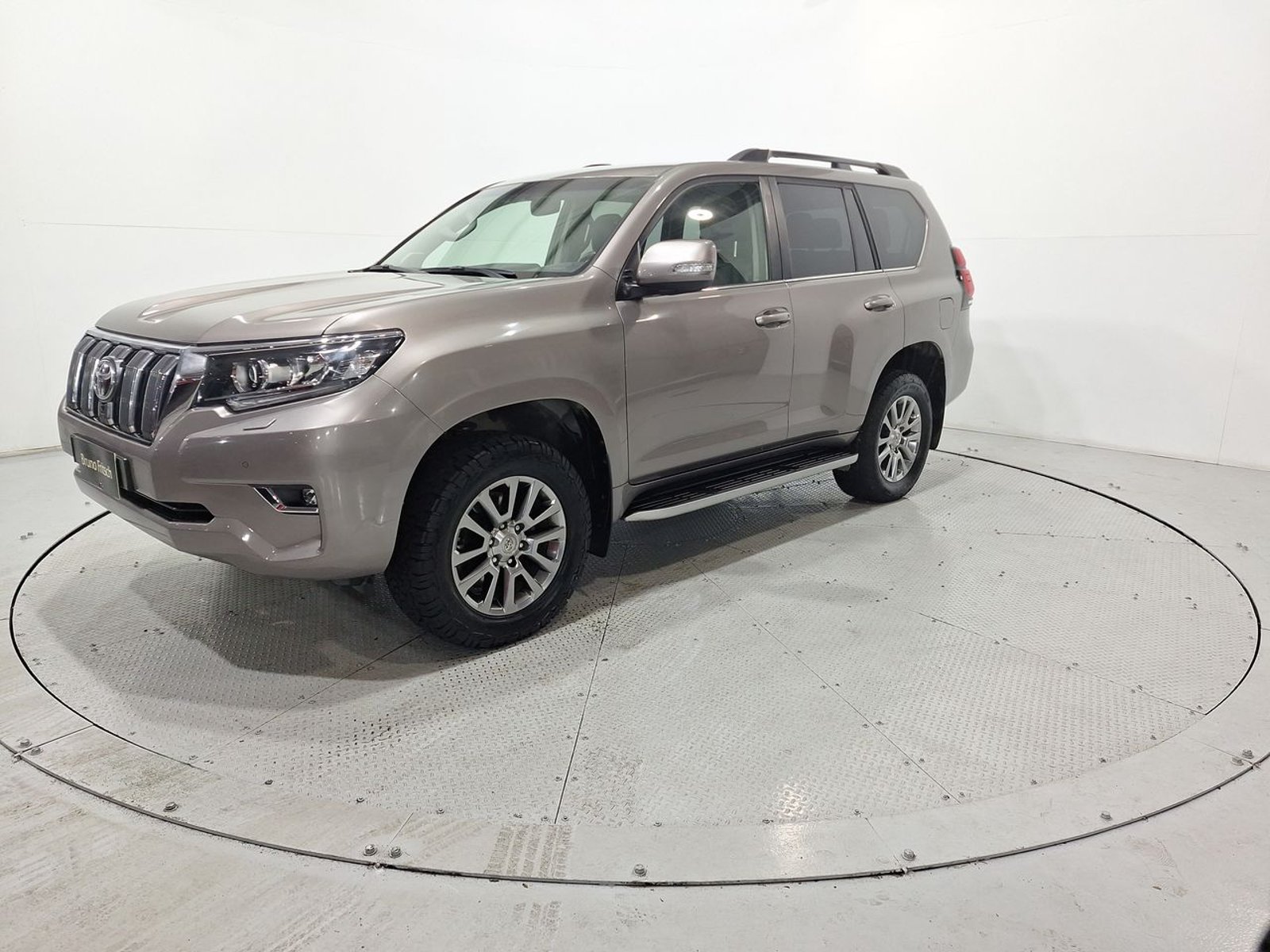 Toyota LAND CRUISER NEW LAND CRUISER PRADO LTD 4.0 AUT 2019 - Imagen 3 de 20