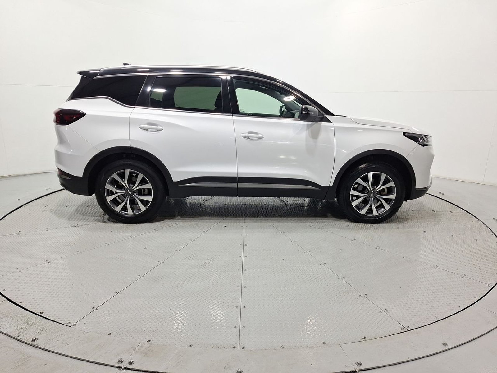 Chery TIGGO 7 PRO TIGGO 7 GLX CVT PRO 1.5 AUT 2023 - Imagen 10 de 20