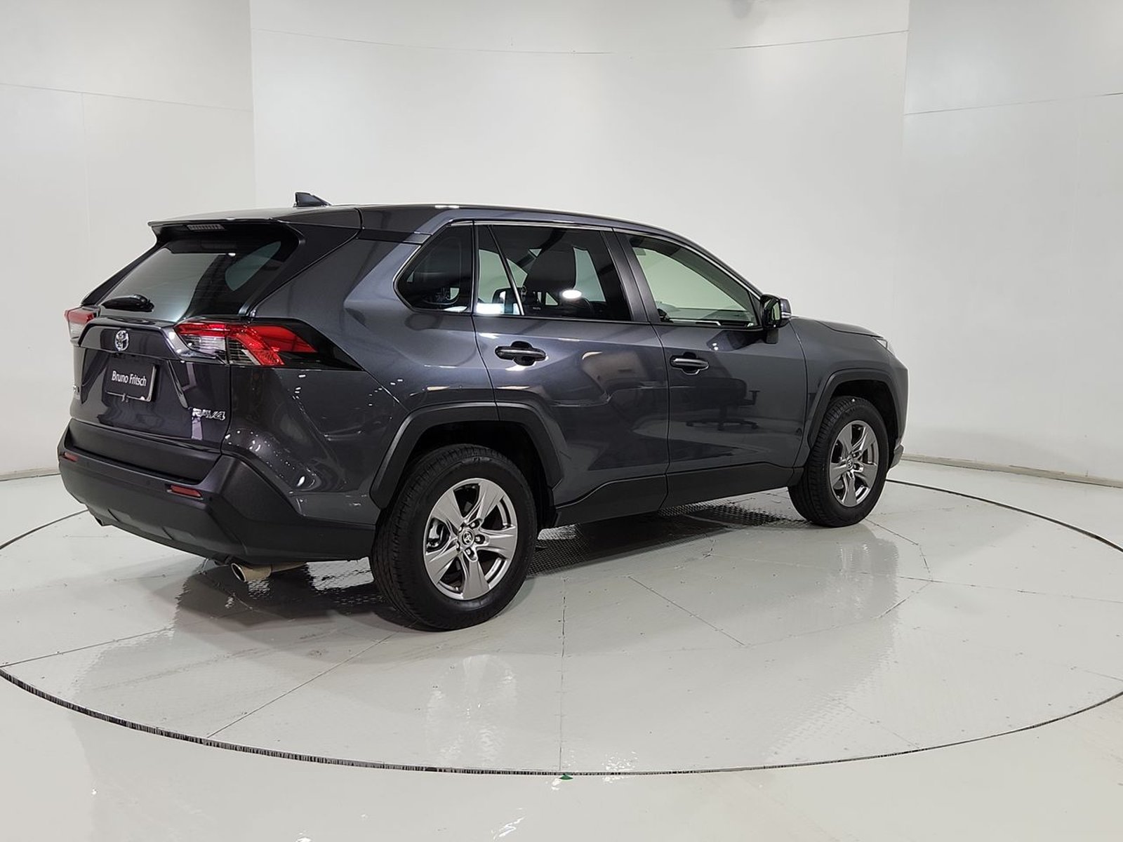 Toyota RAV4 4X2 2.0 AUT 2025 - Imagen 11 de 20