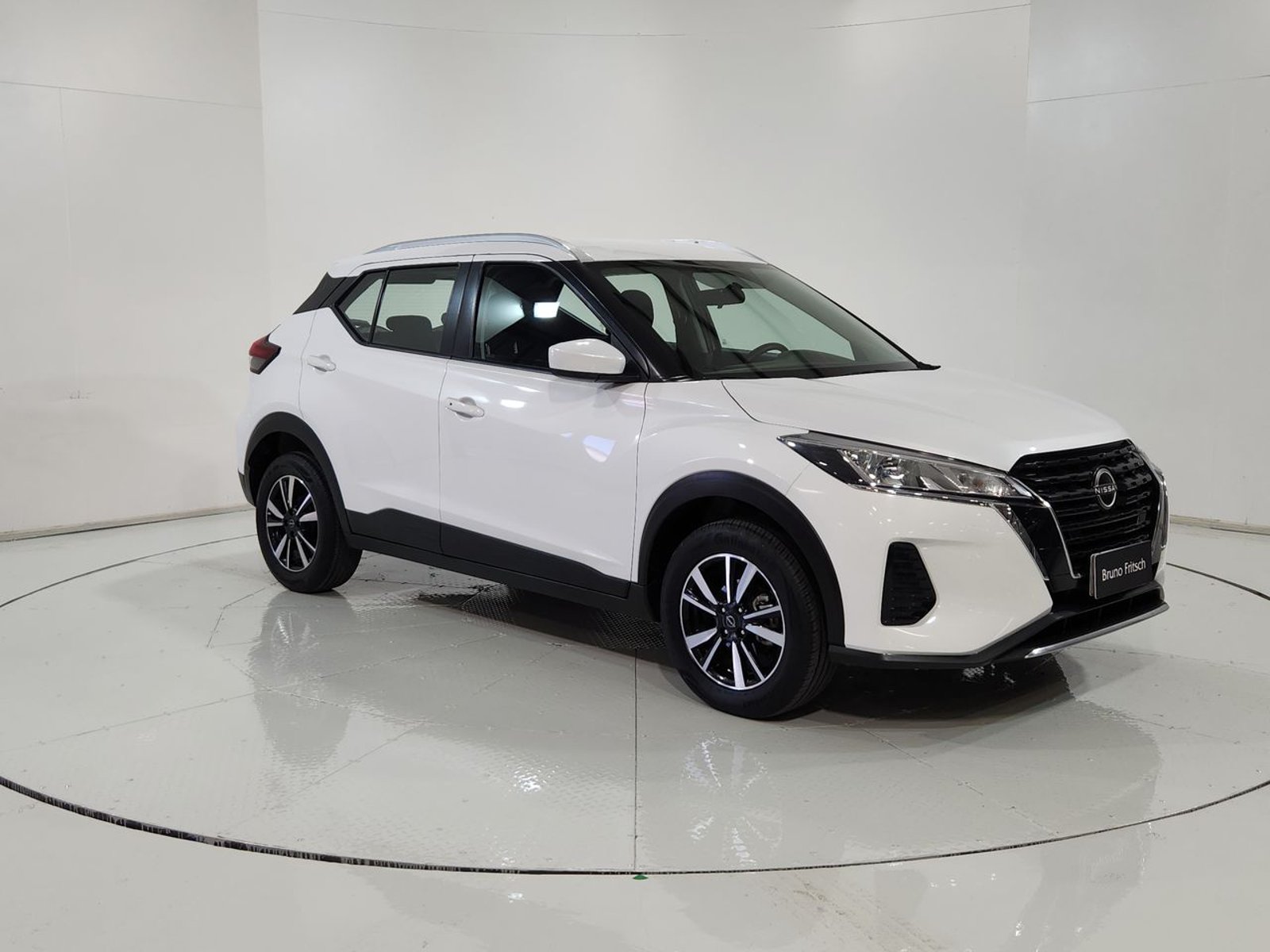 Nissan KICKS MT 1.6 2023 - Imagen 15 de 20