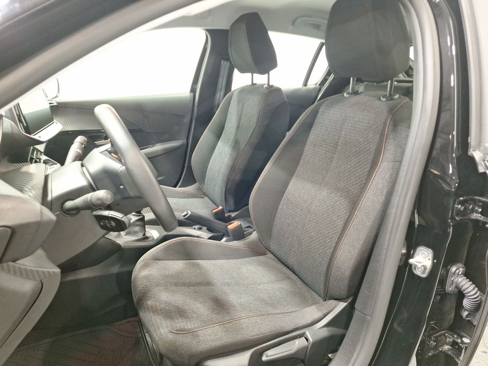Peugeot 208 PURETECH 100 1.2 2026 - Imagen 18 de 20