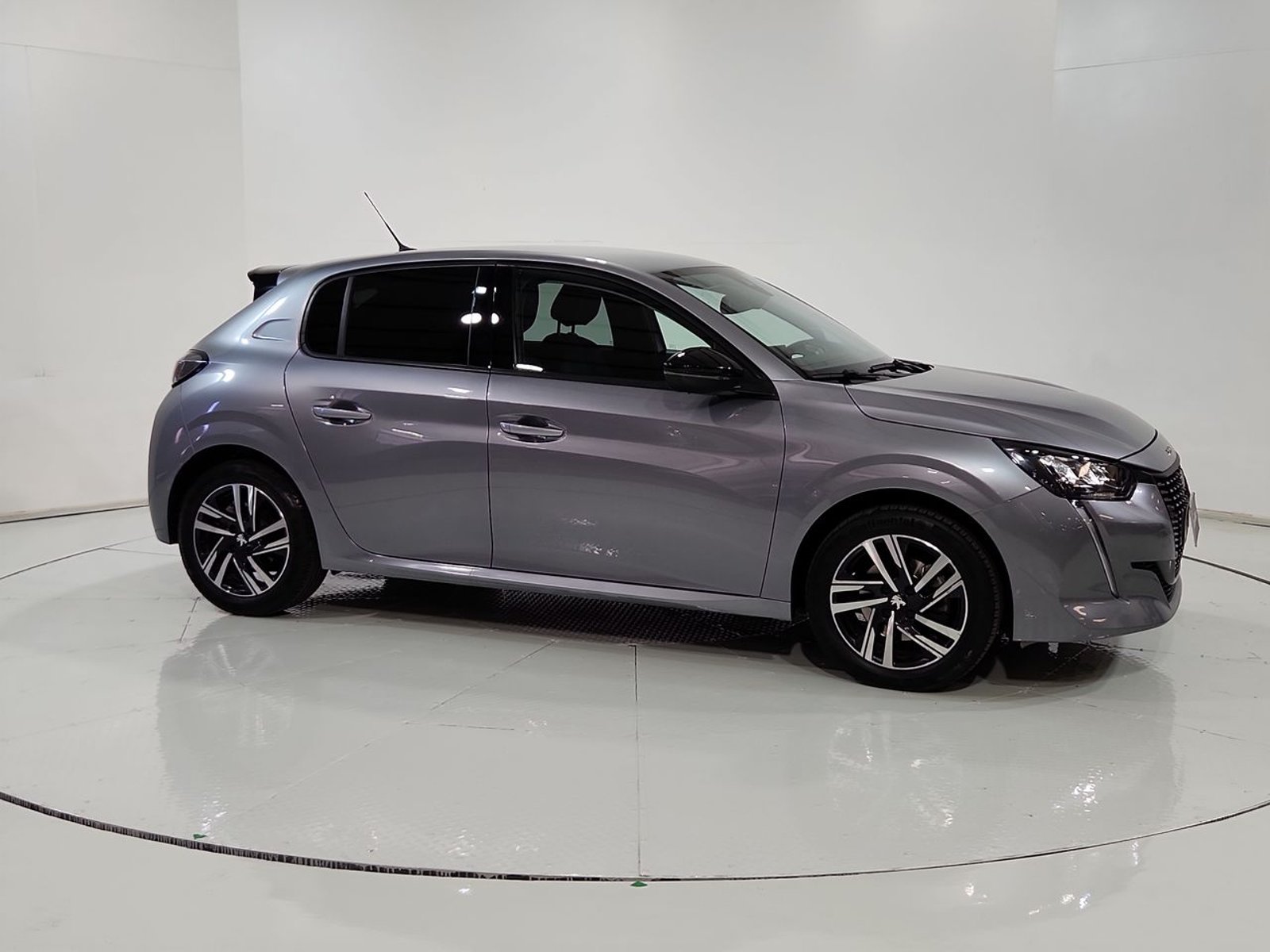 Peugeot 208 PURETECH 130 EAT8 1.2 AUT 2023 - Imagen 14 de 20