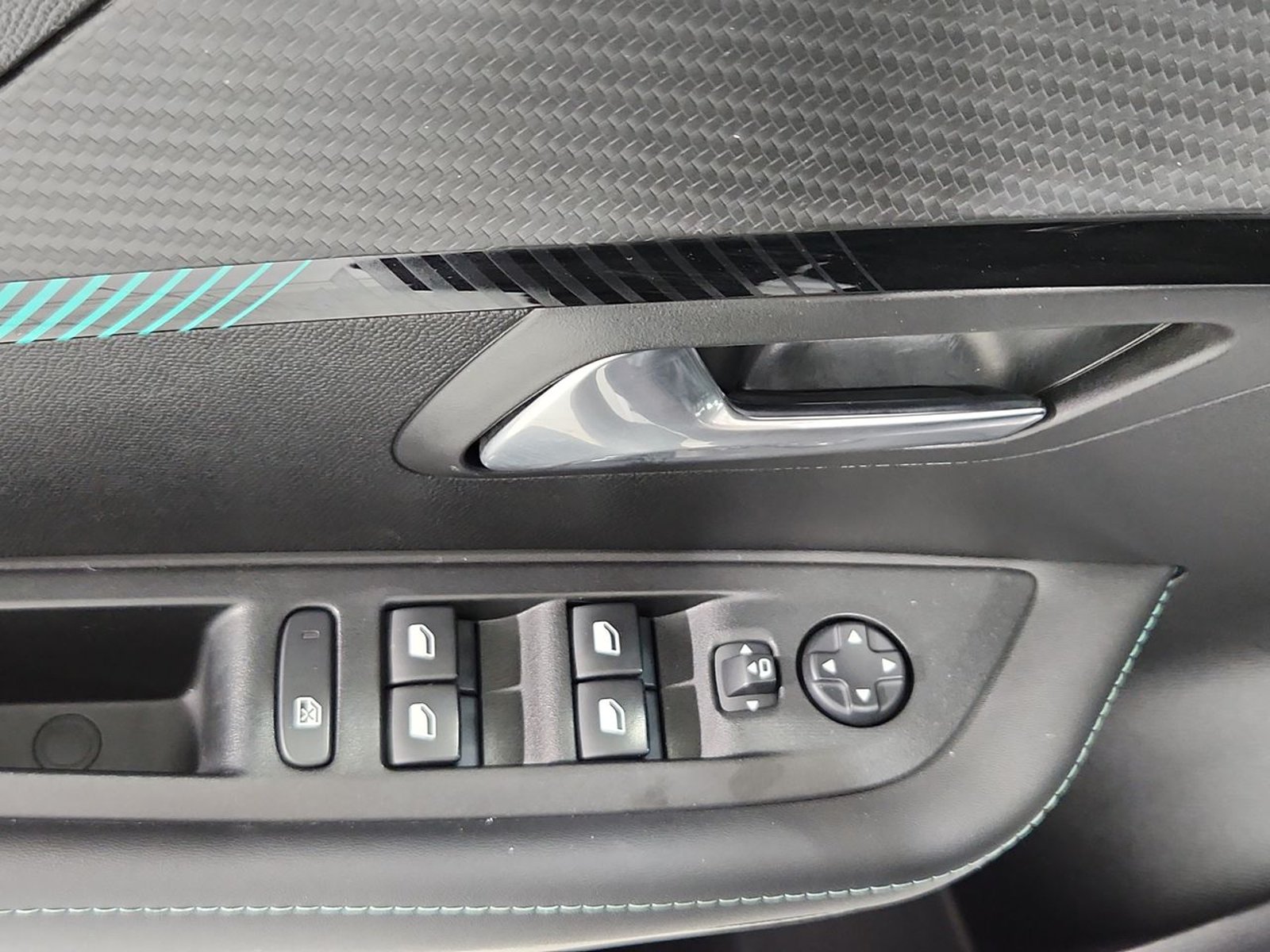 Peugeot 208 PURETECH 130 EAT8 1.2 AUT 2023 - Imagen 20 de 20