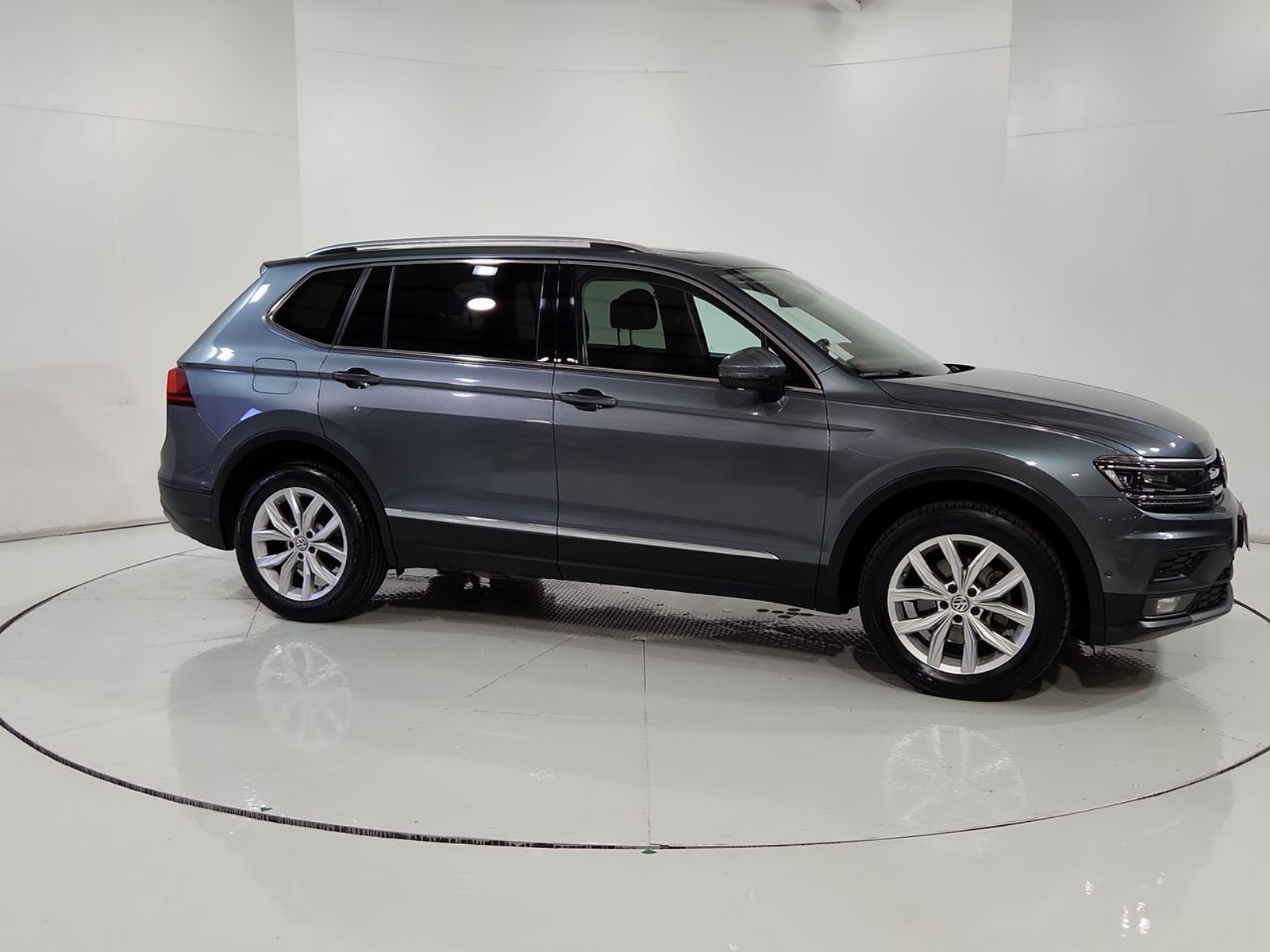Volkswagen TIGUAN 1.4 AT 2018 - Imagen 14 de 20