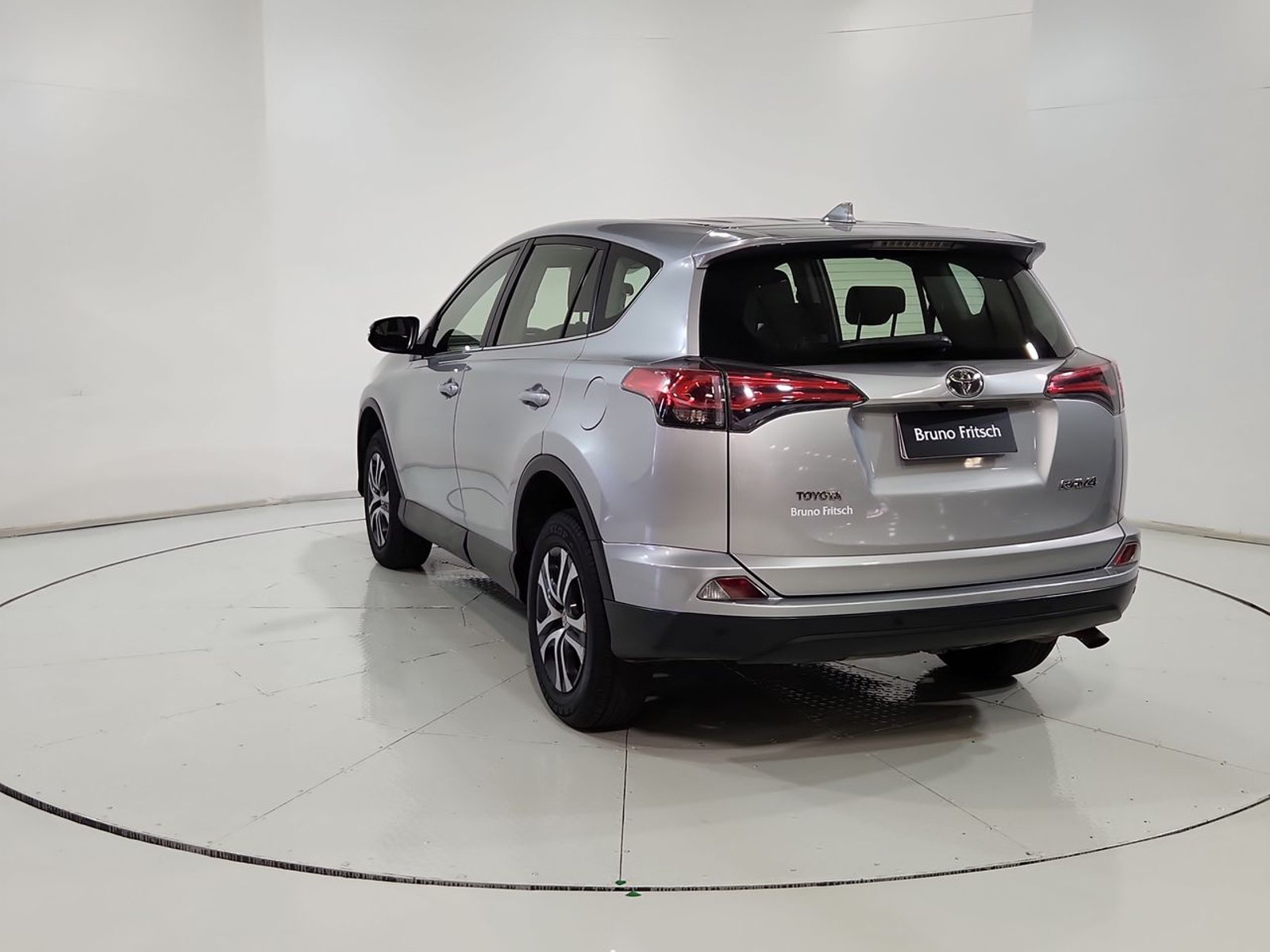 Toyota RAV4 RAV 4 2.0 AUT 2019 - Imagen 8 de 20