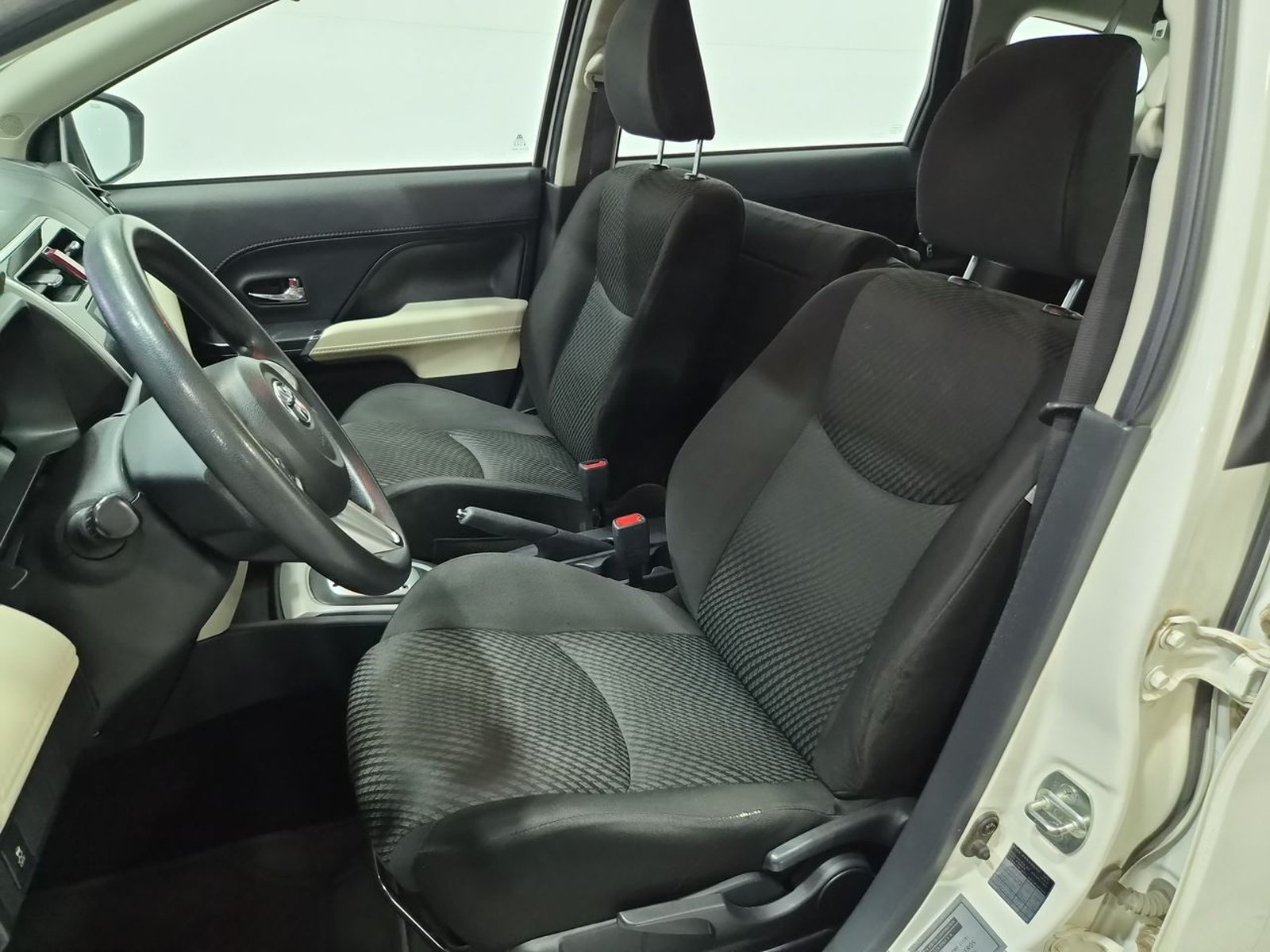 Toyota RUSH XLI 1.5 AUT 2021 - Imagen 18 de 20