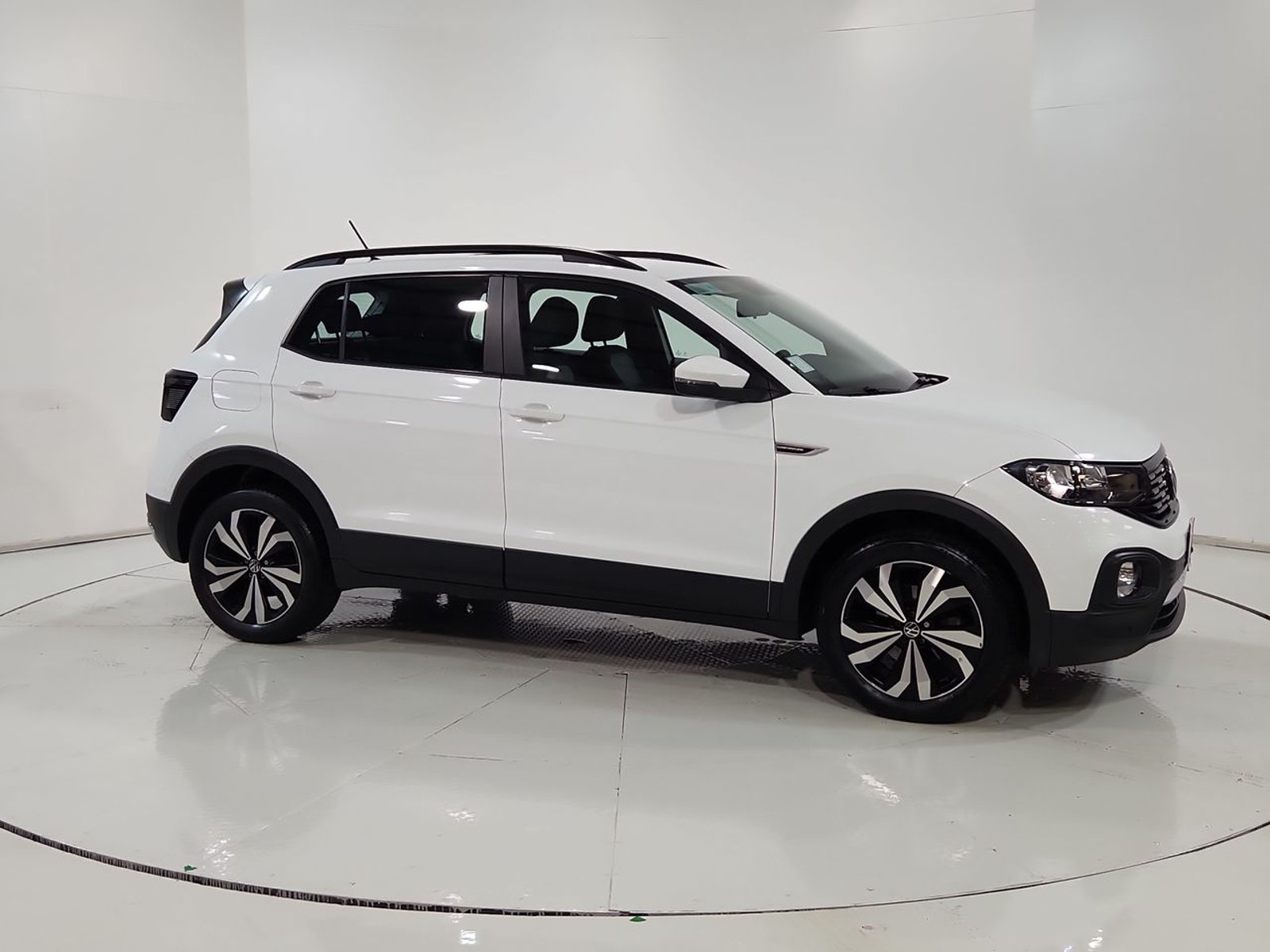 Volkswagen T-CROSS T CROSS TSI 1.0 2023 - Imagen 14 de 20