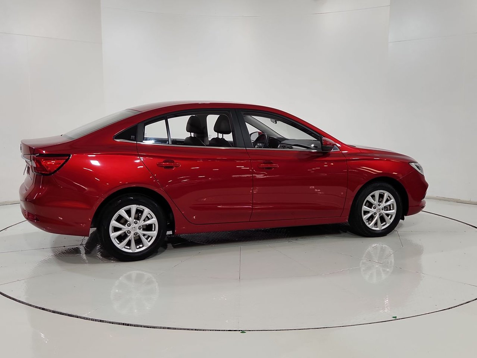 Mg 5  1.5L MT 2025 - Imagen 12 de 20